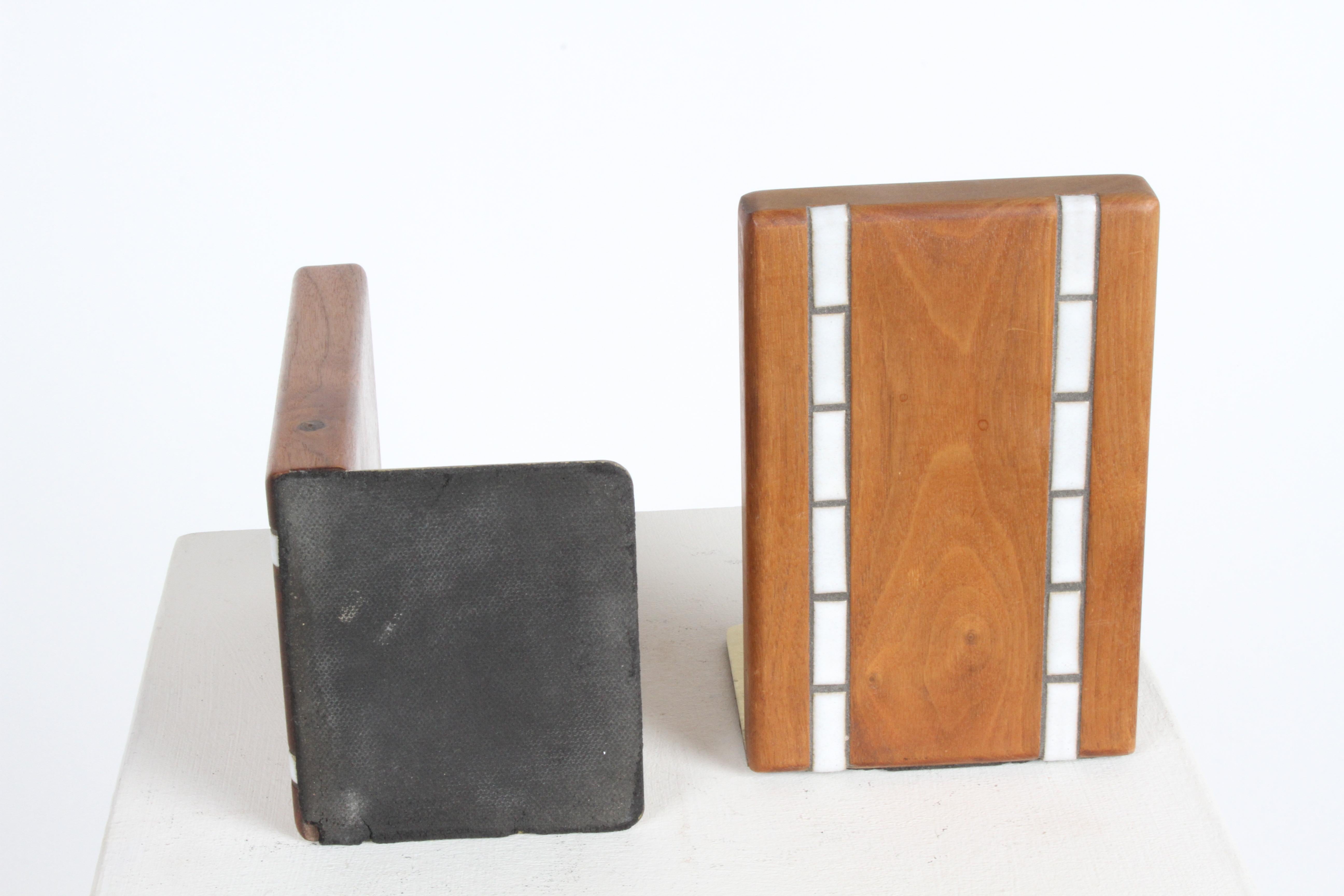 Mid-20th Century Mcm Jane & Gordon Martz Walnut & White Tile Bookends for Marshall Studios 1960s For Sale