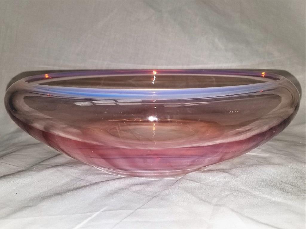20th Century MCM John-Orwar Lake Style Opalescent Swedish Art Glass Bowl