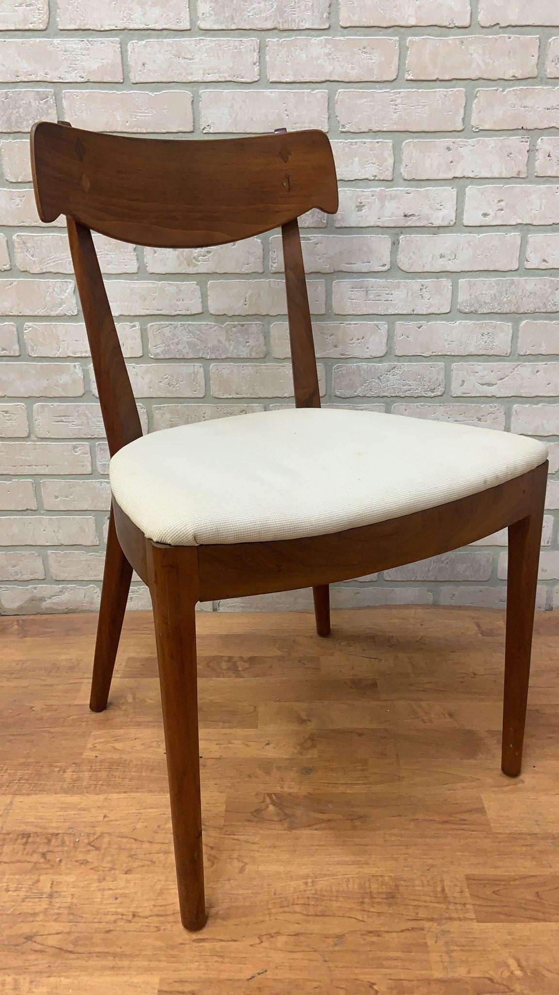 Mid-Century Modern MCM Kipp Stewart for Drexel Declaration Bowtie Back Side Chairs - Pair  For Sale