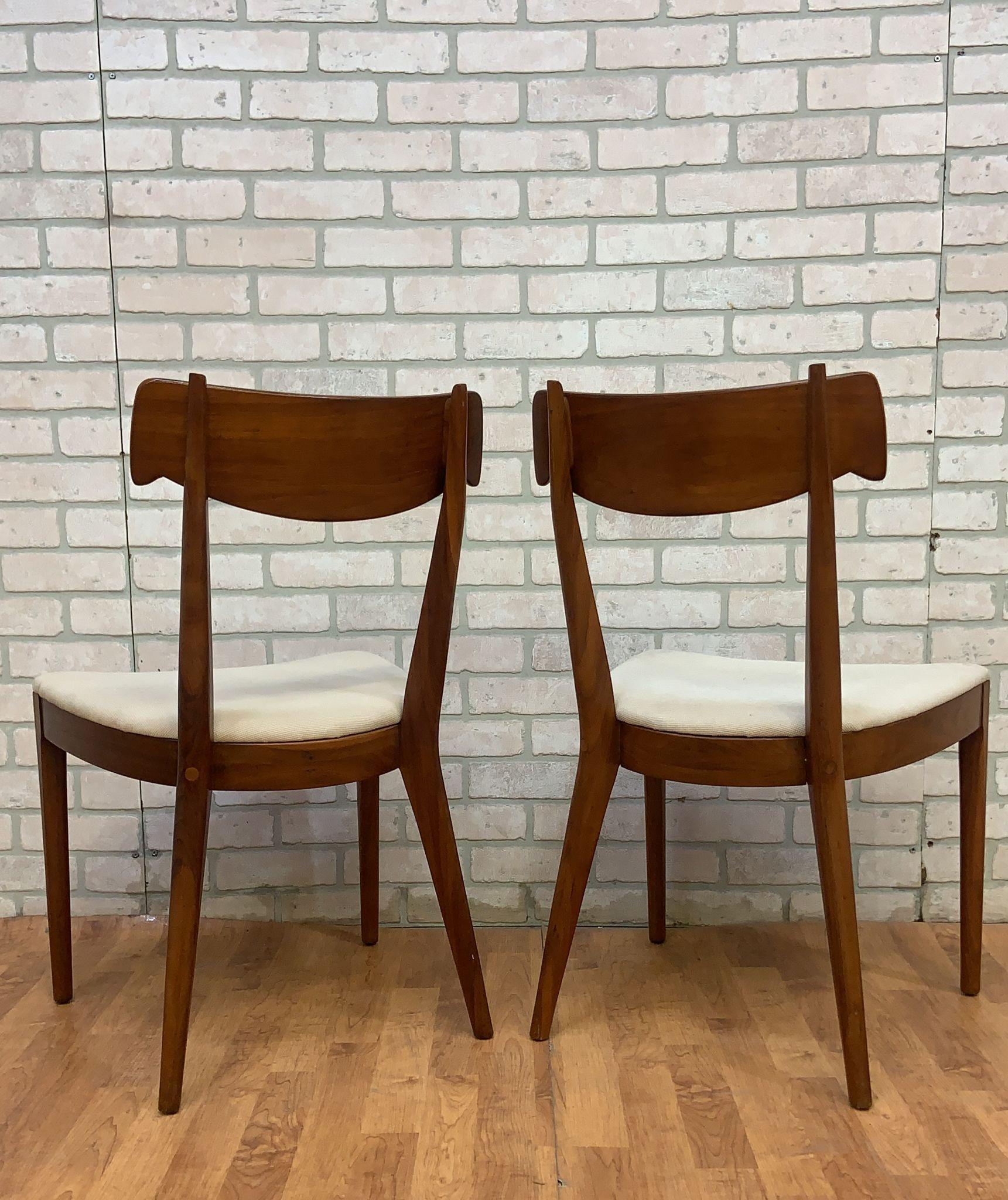 20th Century MCM Kipp Stewart for Drexel Declaration Bowtie Back Side Chairs - Pair  For Sale