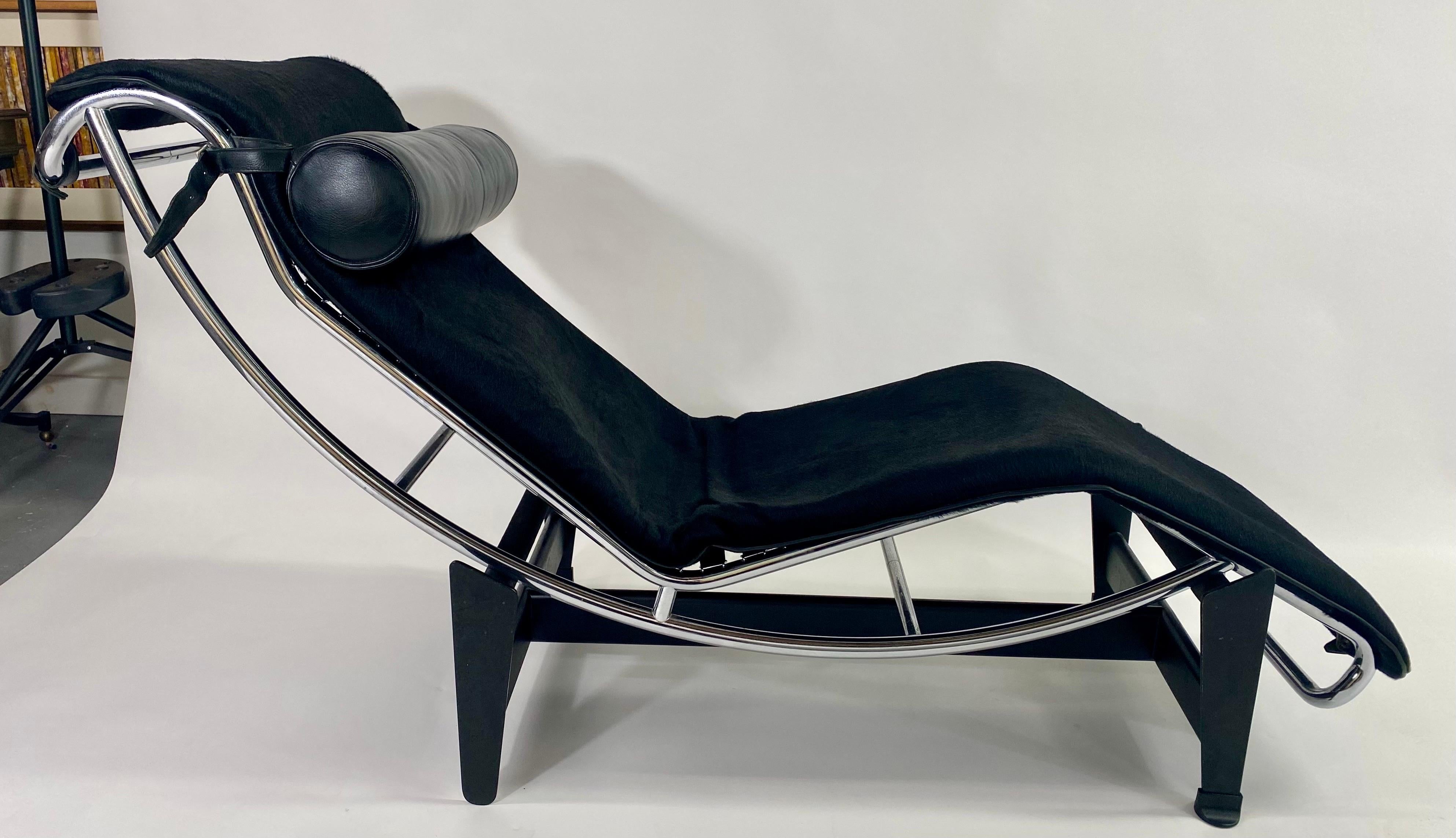 MCM Le Corbusier LC4 Chaise von Charlotte Perriand & Pierre Jeanneret für Cassina im Angebot 3