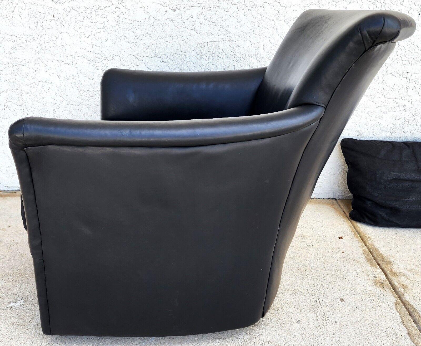 MCM Club- Drehstuhl aus Leder von Century Furniture Co im Angebot 3