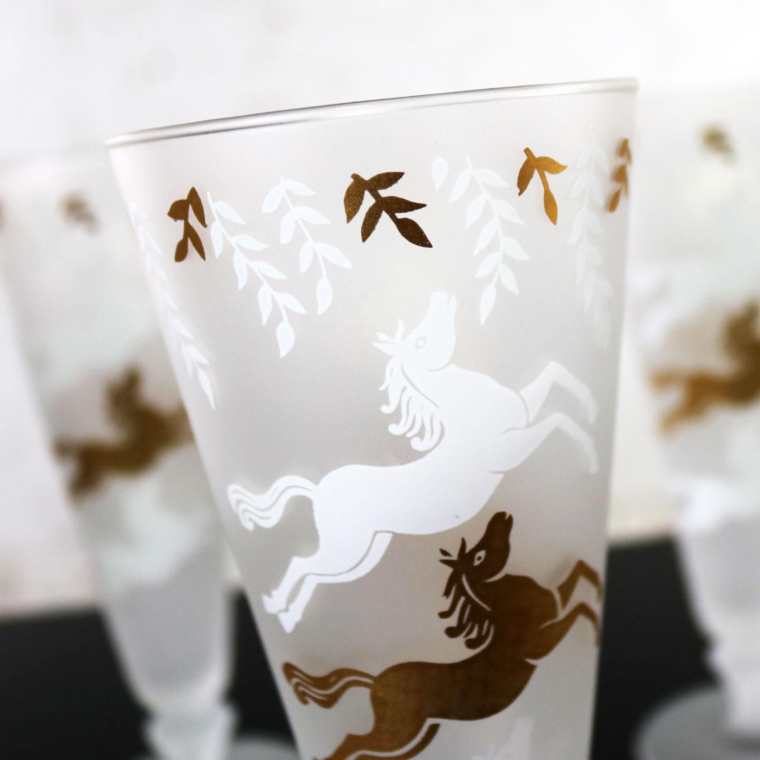 MCM Libbey Cavalcade Galloping Horse Cocktail Glasses Gold White Pilsner Collins In Good Condition For Sale In Topeka, KS