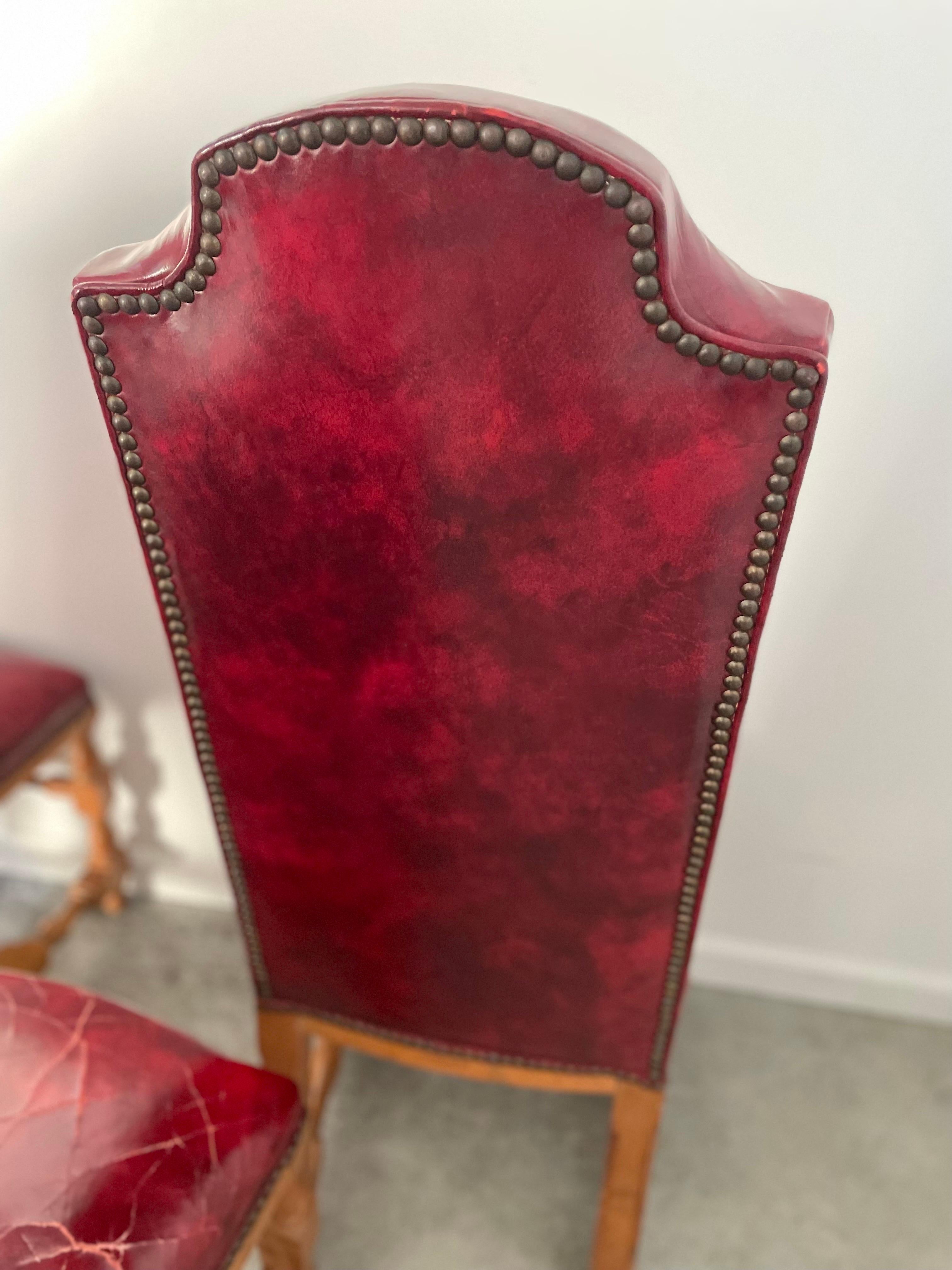 MCM Louis XIII Stil Französische Esszimmerstühle aus Eiche Rot Os De Mouton - 6er-Set im Angebot 8
