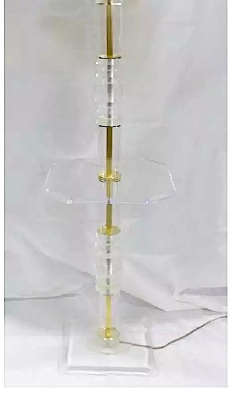 MCM Lucite Brass Table Floor Lamp-Geometric Design In Good Condition For Sale In West Palm Beach, FL