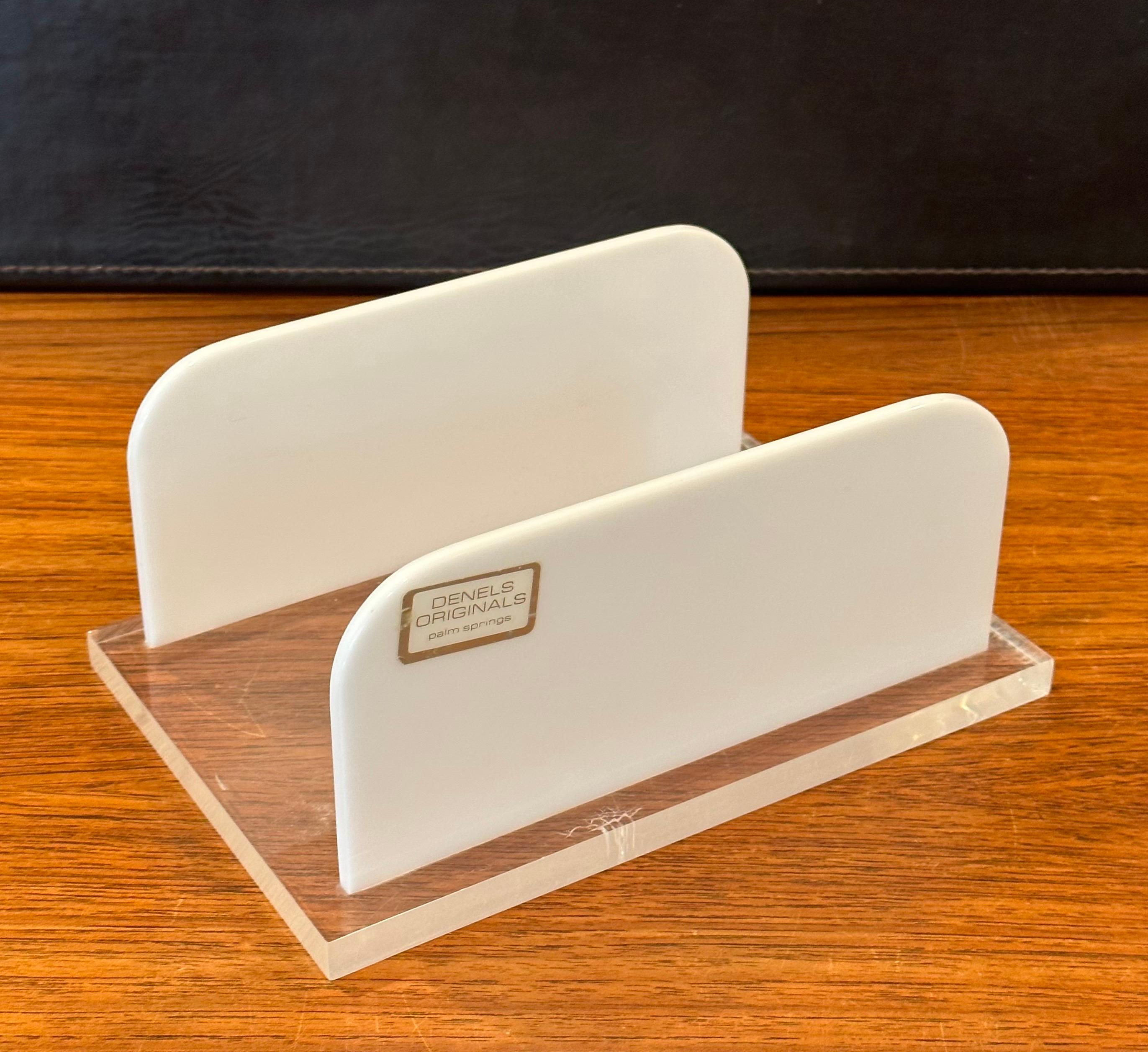 MCM Lucite Napkin Holder by Denels Originals of Palm Springs In Good Condition For Sale In San Diego, CA