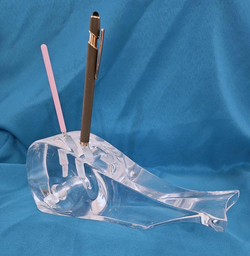 Mid-Century moderno Scultura funzionale di MCM in lucite per scrivania o vanità di Ritts in vendita