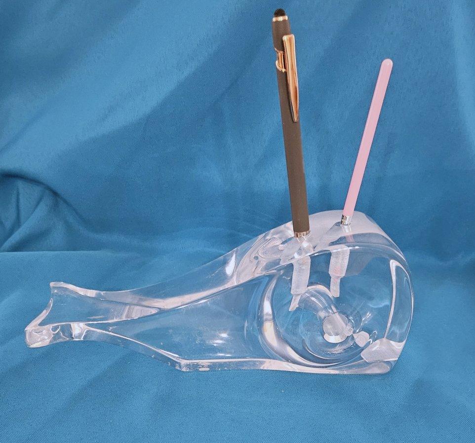 Acrilico Scultura funzionale di MCM in lucite per scrivania o vanità di Ritts in vendita