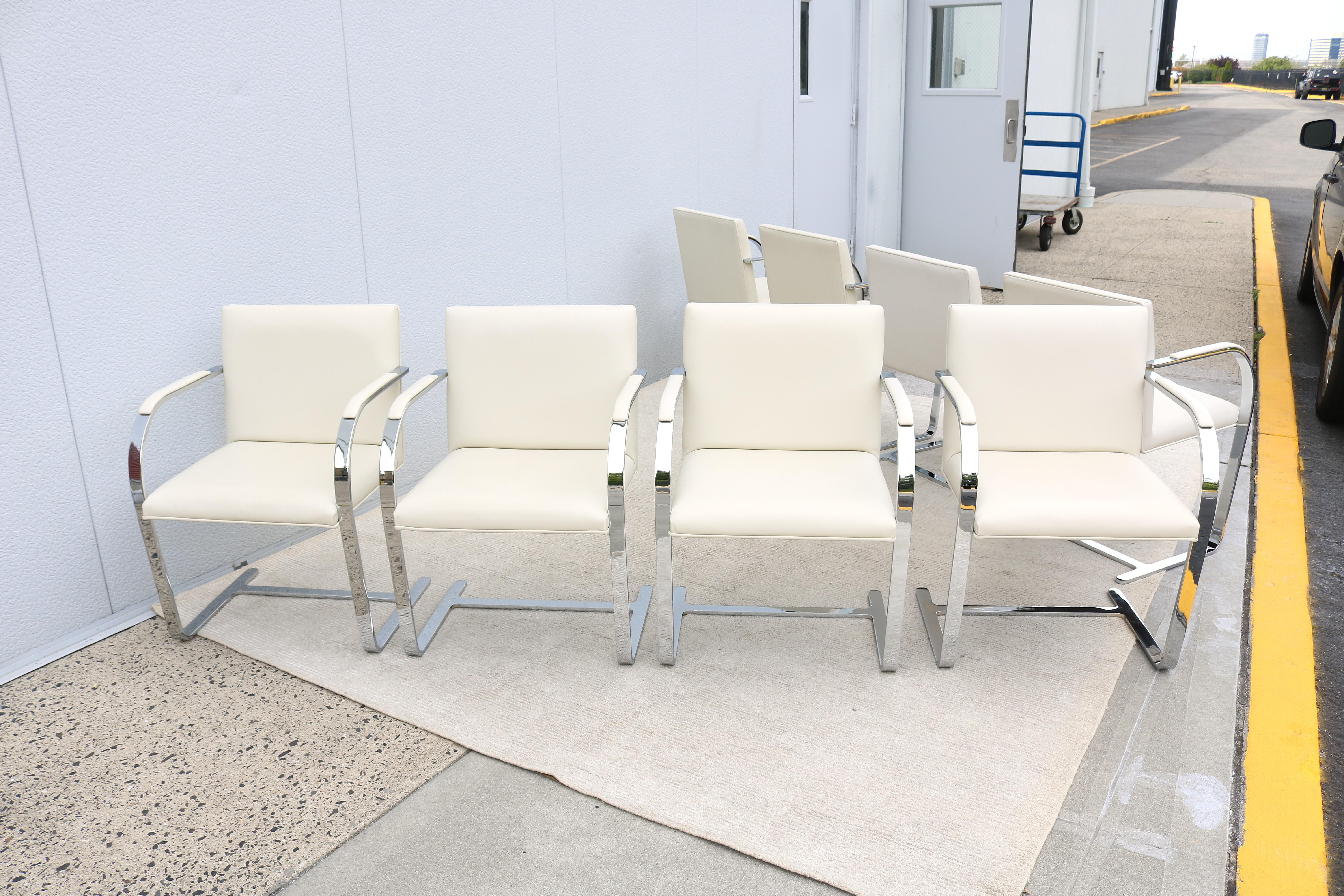 MCM Ludwig Mies van der Rohe Brno - Sedie da bar piatte in pelle di Gordon, set di 8 pezzi in vendita 3
