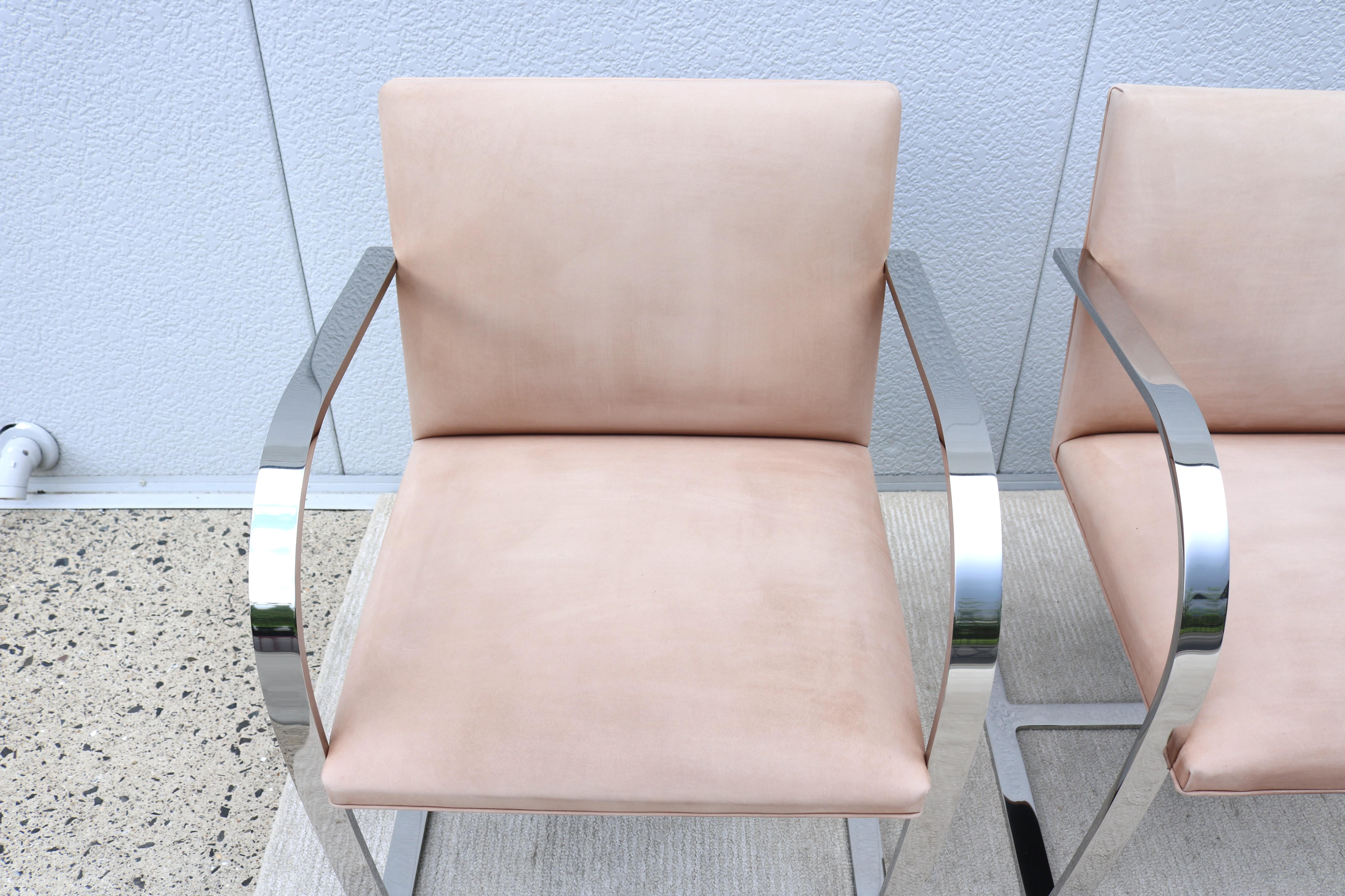 MCM Ludwig Mies van der Rohe para Knoll Sillas planas de bar Brno en nobuk, set de 4 en venta 7