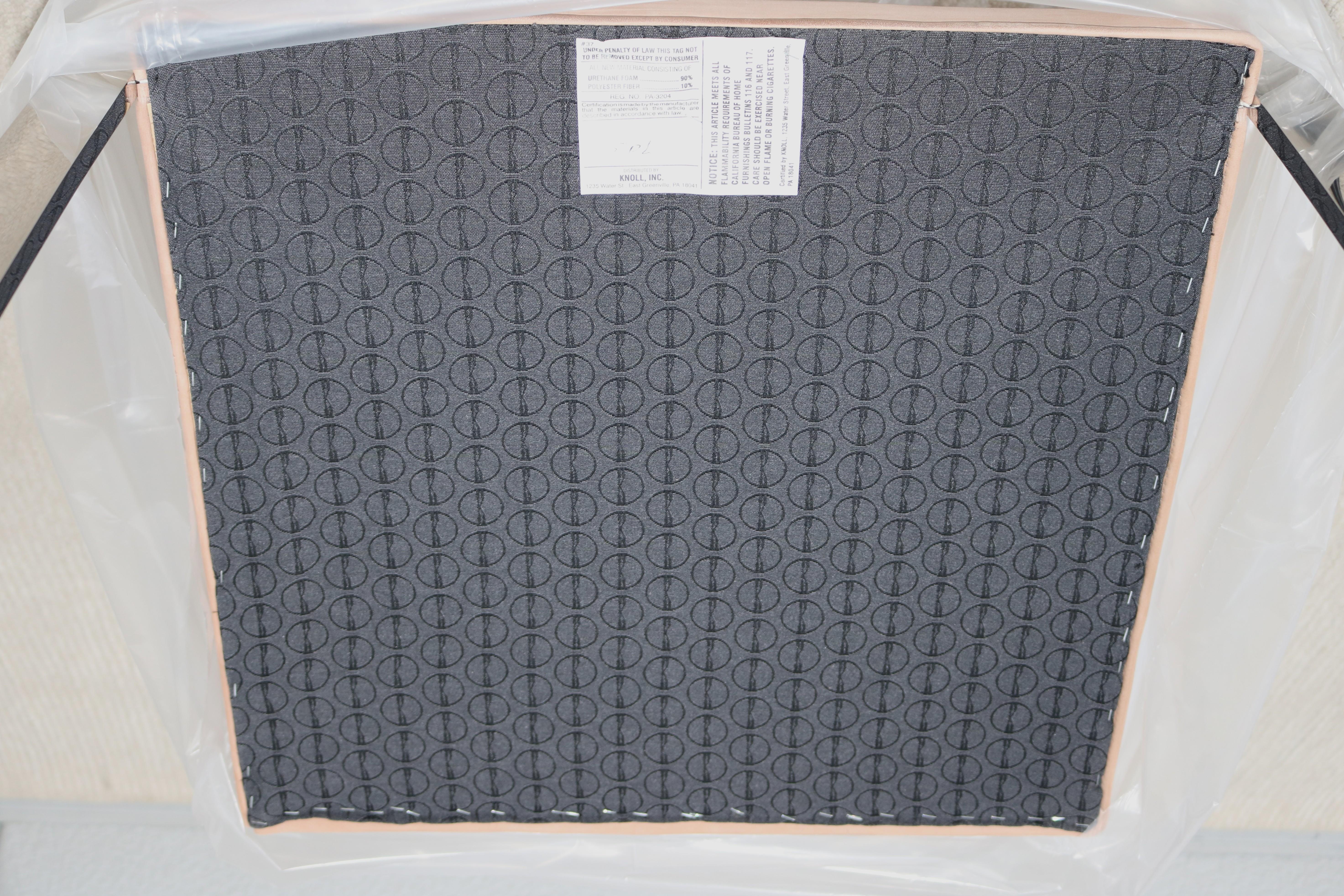 MCM Ludwig Mies van der Rohe para Knoll Sillas planas de bar Brno en nobuk, set de 4 en venta 11