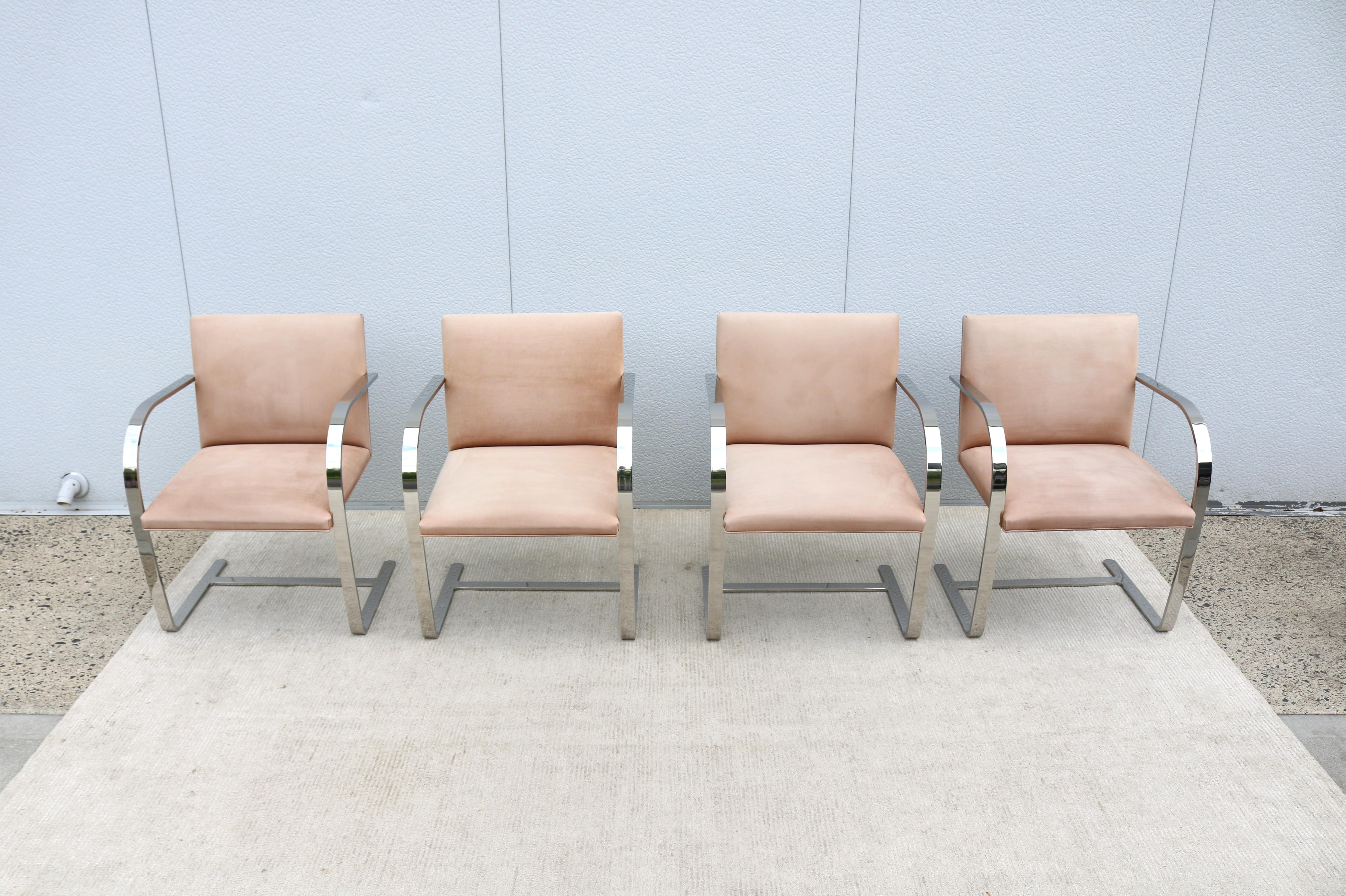 MCM Ludwig Mies van der Rohe para Knoll Sillas planas de bar Brno en nobuk, set de 4 Pulido en venta