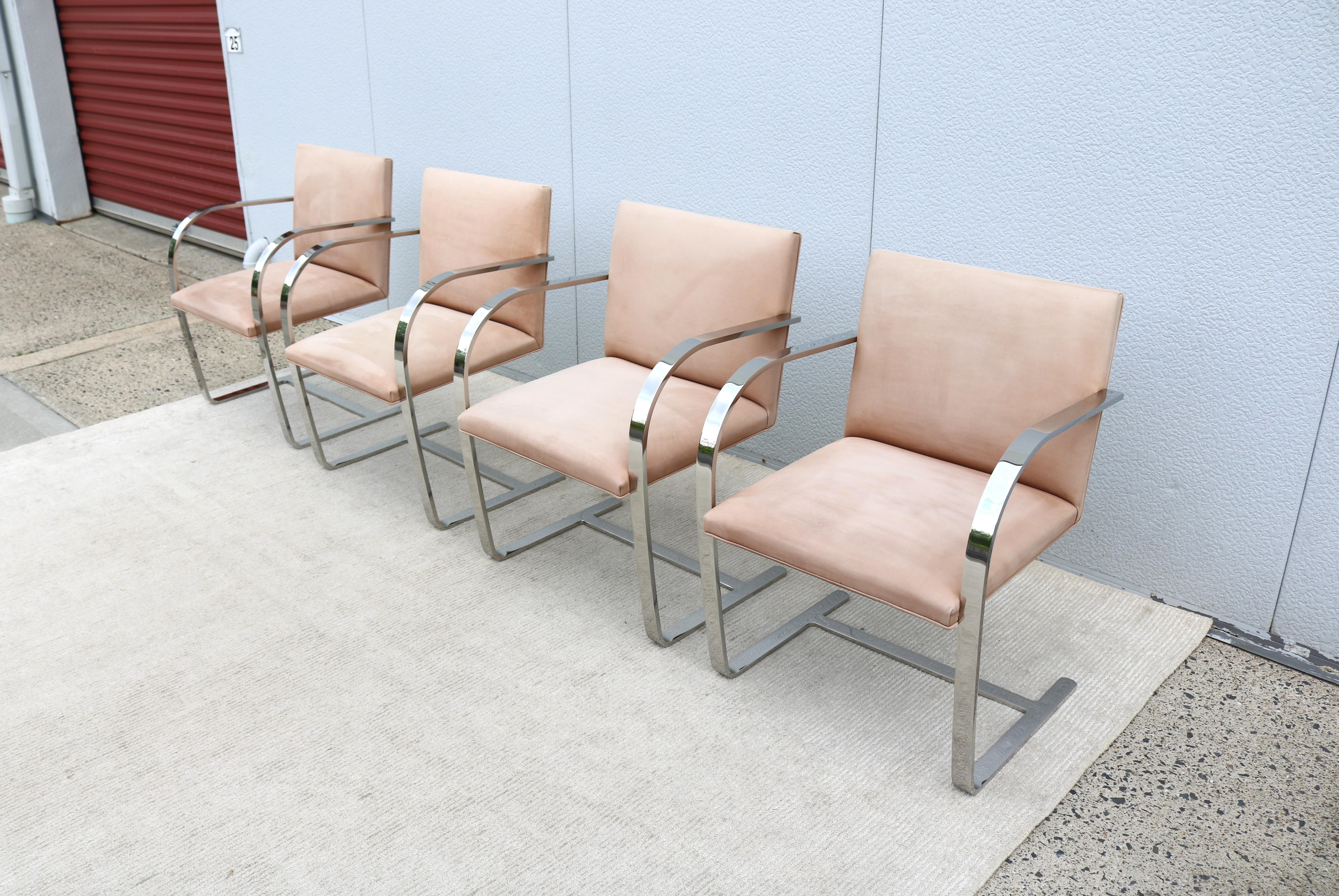 MCM Ludwig Mies van der Rohe para Knoll Sillas planas de bar Brno en nobuk, set de 4 en Bueno estado para la venta en Secaucus, NJ