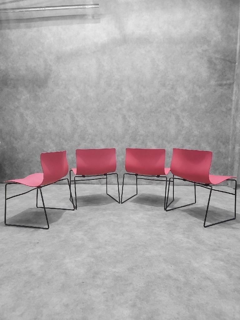 MCM Massimo & Lella Vignelli für Knoll Internat Handtaschentuchstühle - 4er-Set (Moderne der Mitte des Jahrhunderts) im Angebot
