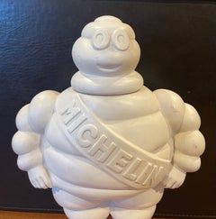 Sculpture publicitaire MCM "Bibendum" en plastique moulé