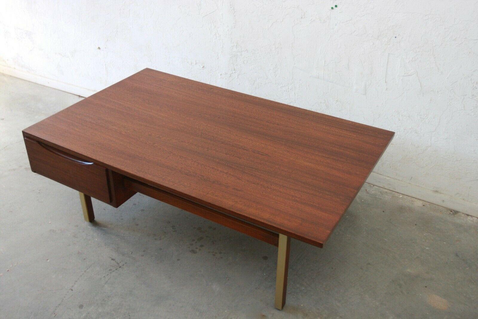 MCM Mid-Century Modern American of Martinsville Coffee Table w/ Brass Accents 4
