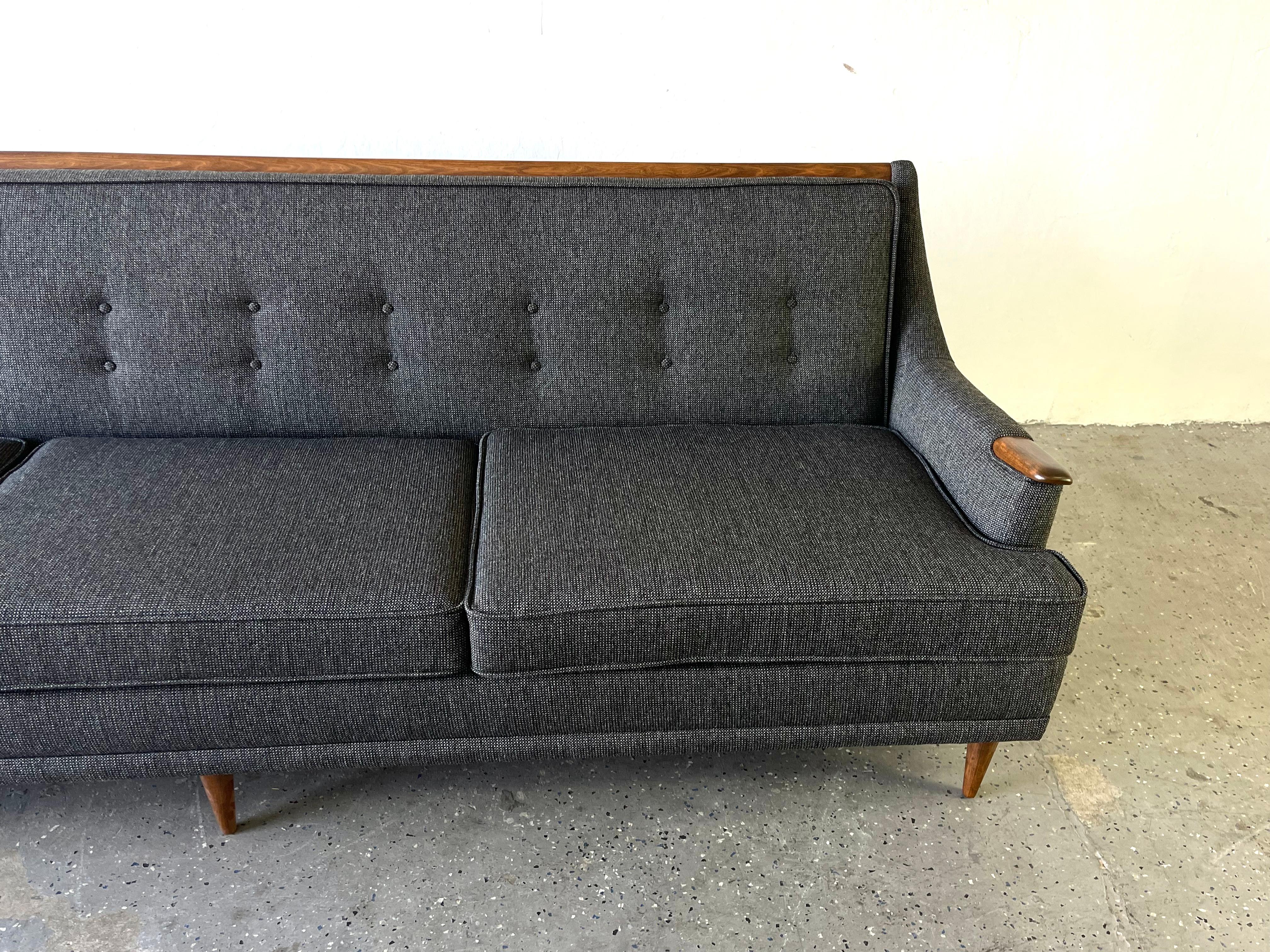 kroehler furniture couch