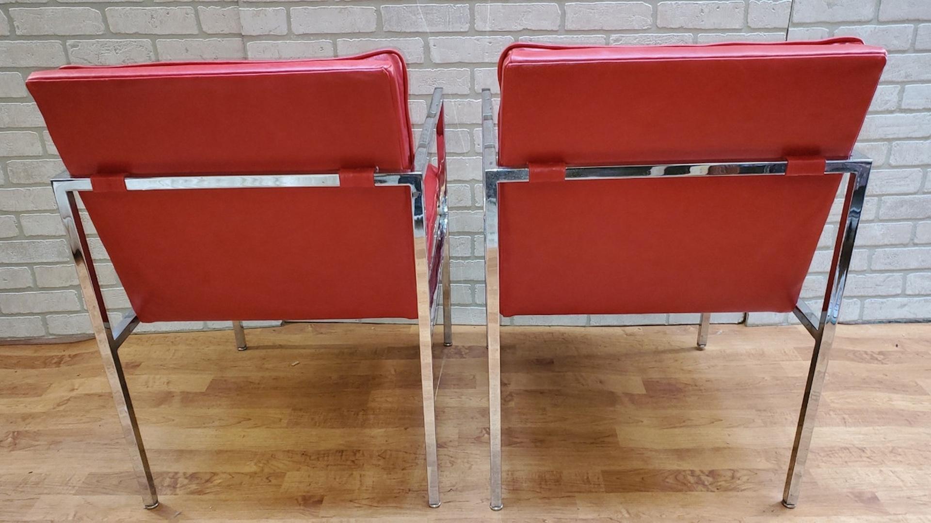 Métal Chaises à structure chromée MCM Milo Baughman nouvellement recouvertes de cuir - Paire de 2