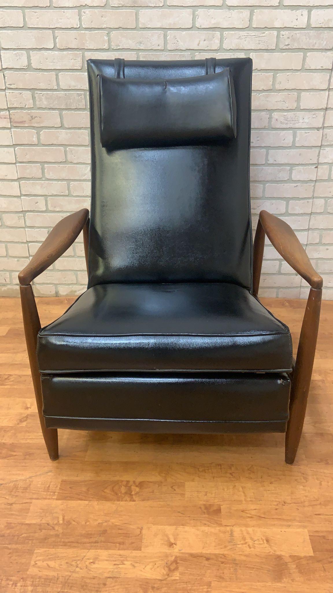 Mid-20th Century MCM Milo Baughman Style Aston Re-Invented Recliner in Black Leather For Sale