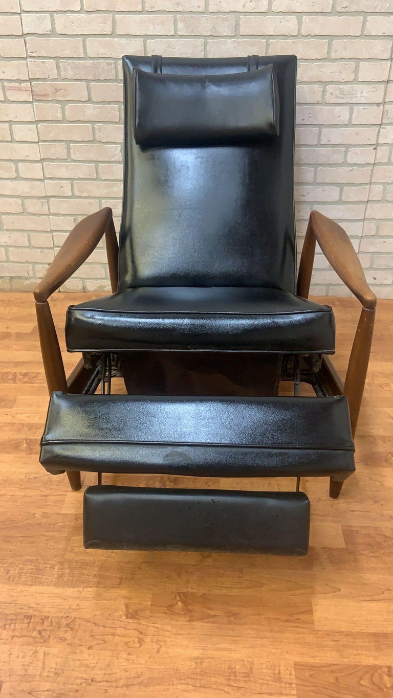 Mcm leather recliner new arrivals