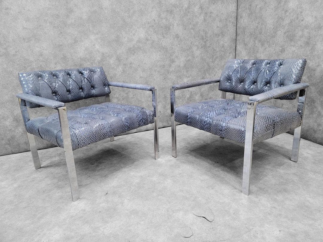 Mid-Century moderno Milo Baughman - Sedie da salotto con inserti in cromo, in pelle, coppia in vendita