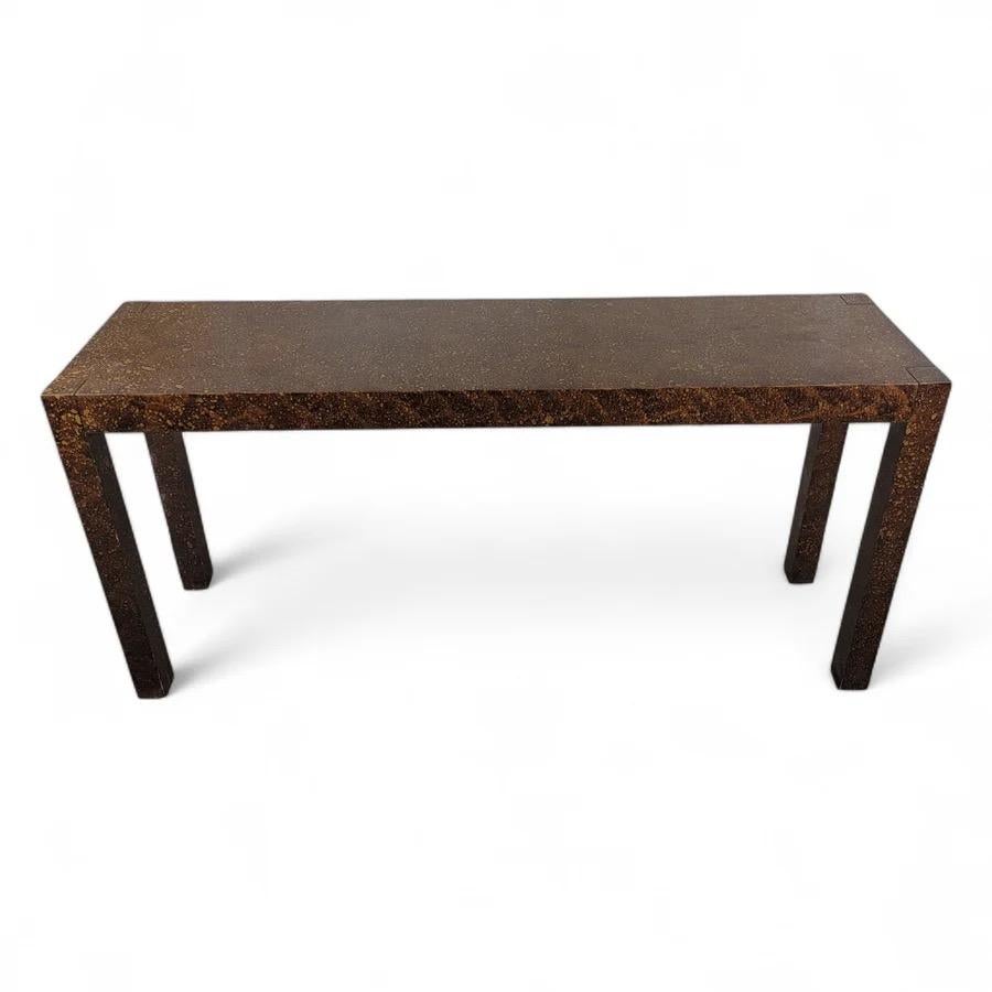 Mid Century Modern Milo Baughman Style Faux Tortoise Drip Glaze Parsons Sofa/Console Table

This MCM sofa/console table, inspired by the iconic designs of Milo Baughman, features a striking faux tortoise drip glaze finish that adds a touch of