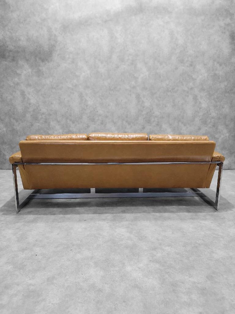 MCM Milo Cruisin' Style Chrome Flat Bar Sofa Neu gepolstert in Leder im Zustand „Gut“ im Angebot in Chicago, IL