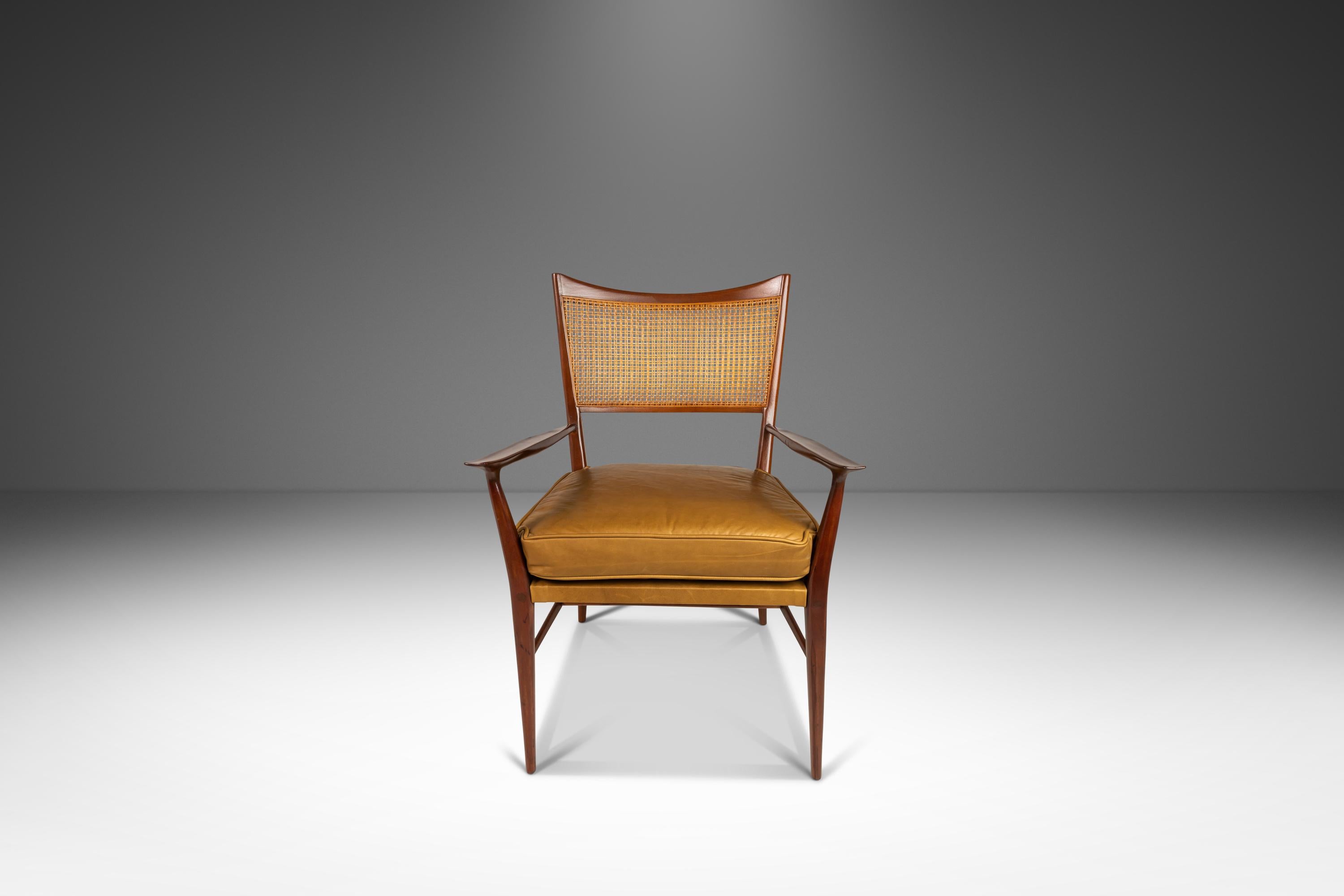 American MCM Model 7001 Chair in Walnut by Paul McCobb for Directional, USA, c. 1950s For Sale