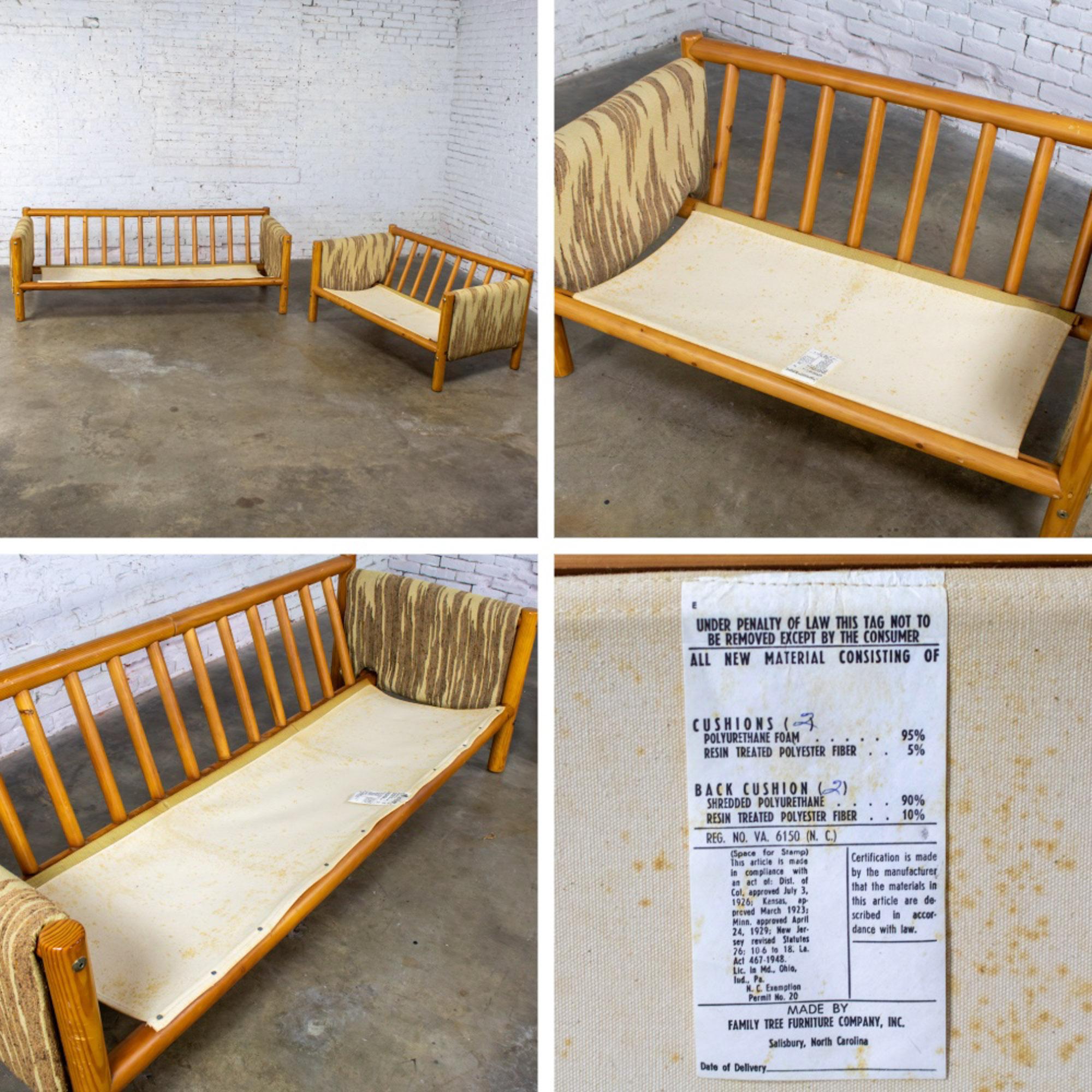 MCM - Canapé et loveseat modernes Cadre en bois de pin Toile avec tissu à points de flamme en vente 10