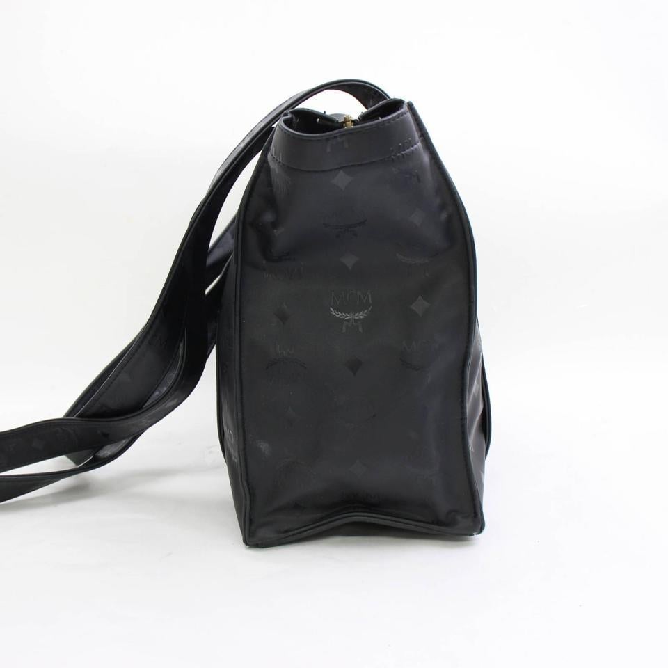 Sac à bandoulière en polyuréthane noir avec monogramme Visetos Shopper 868203 de Mcm en vente 4