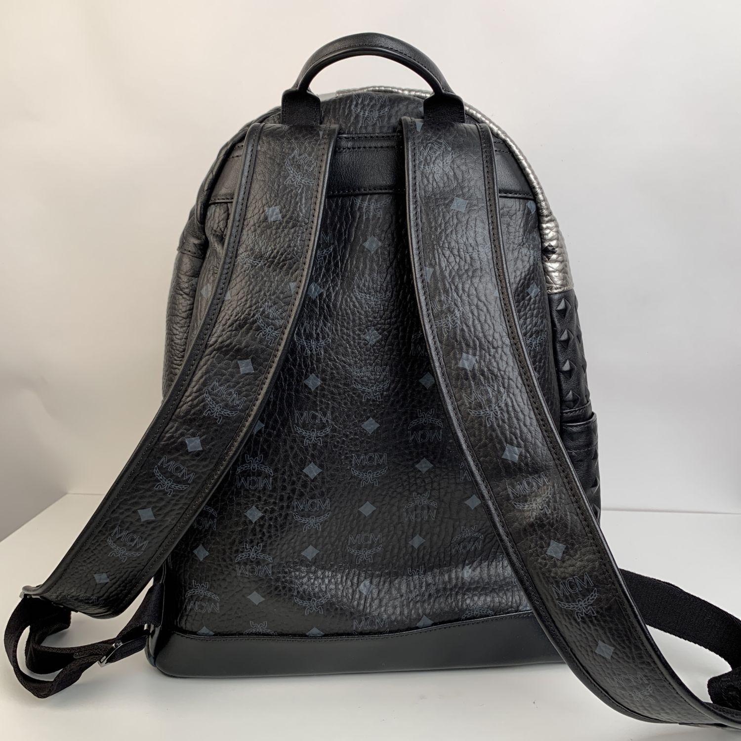 MCM Munchen Silver Black Visetos Studded Lion Stark Backpack Bag In Excellent Condition In Rome, Rome