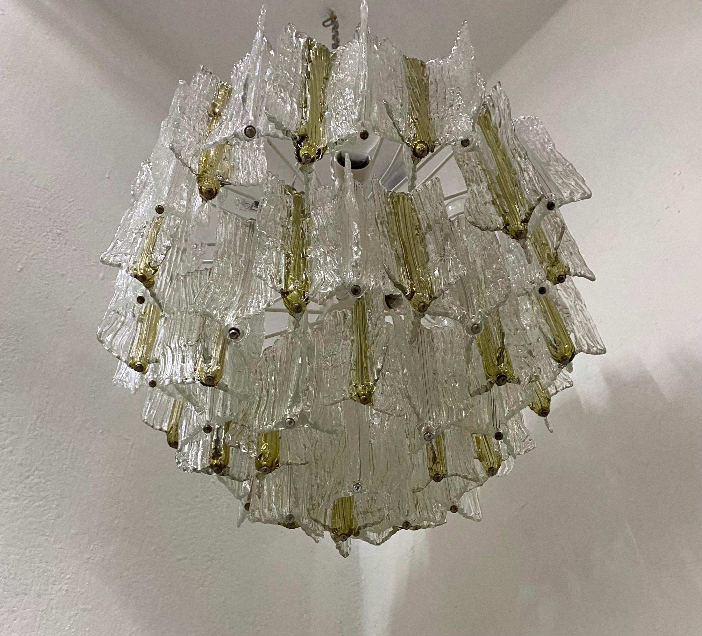 Late 20th Century MCM Murano Glass Chandelier by Toni Zuccheri for Venini, Italy, ca. 1970 For Sale