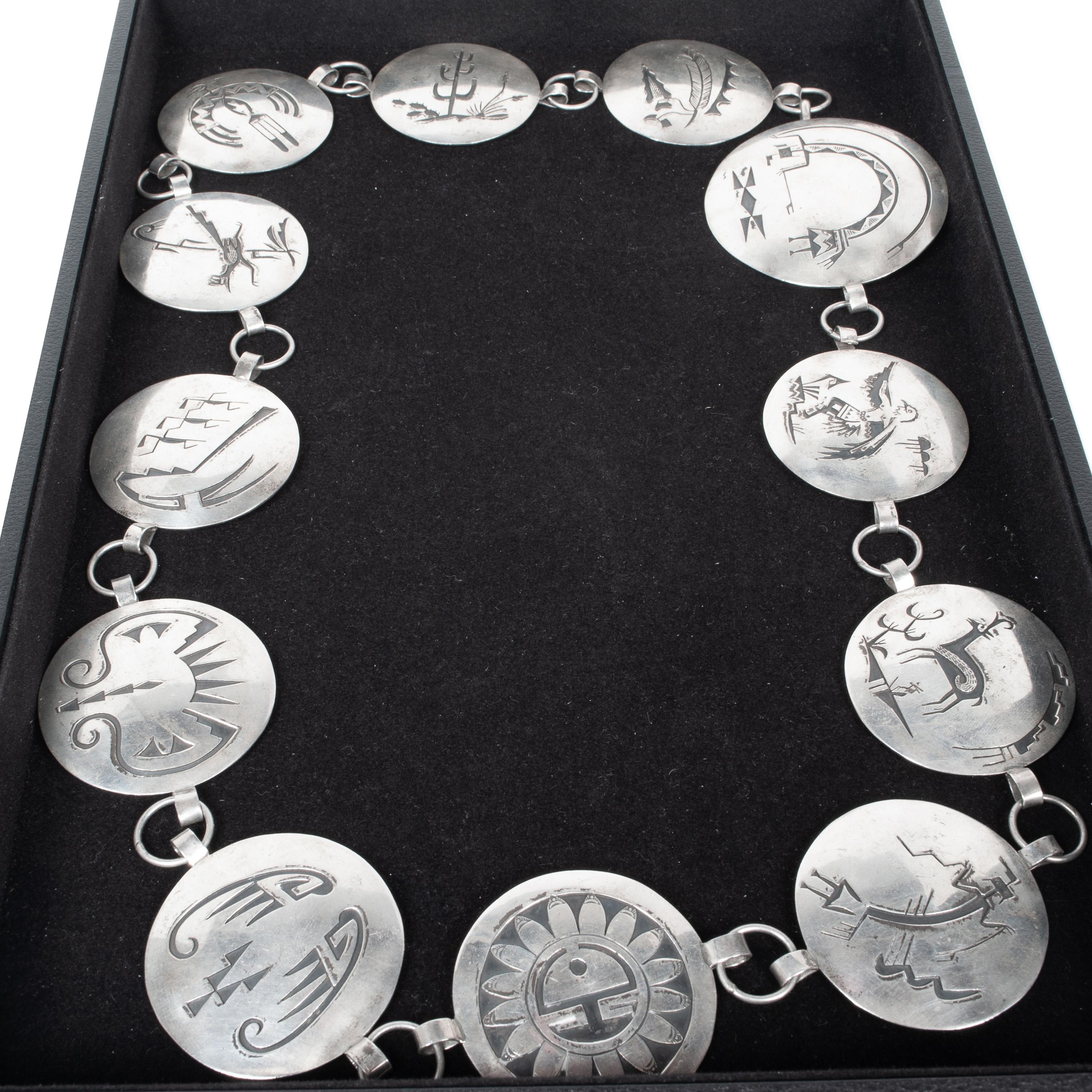 Eine wunderbare Vintage Native American graviert Silber Overlay 