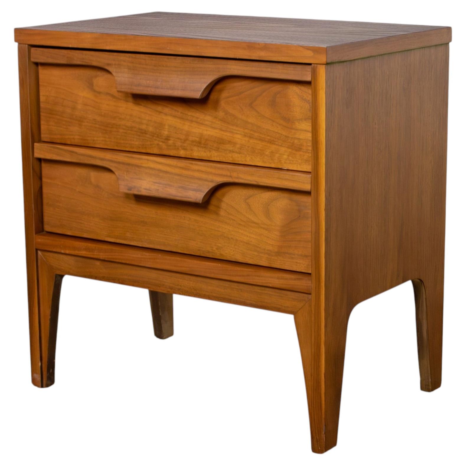 MCM Nightstand Side or End Table Attributed to Johnson Carper Fashion Trend
