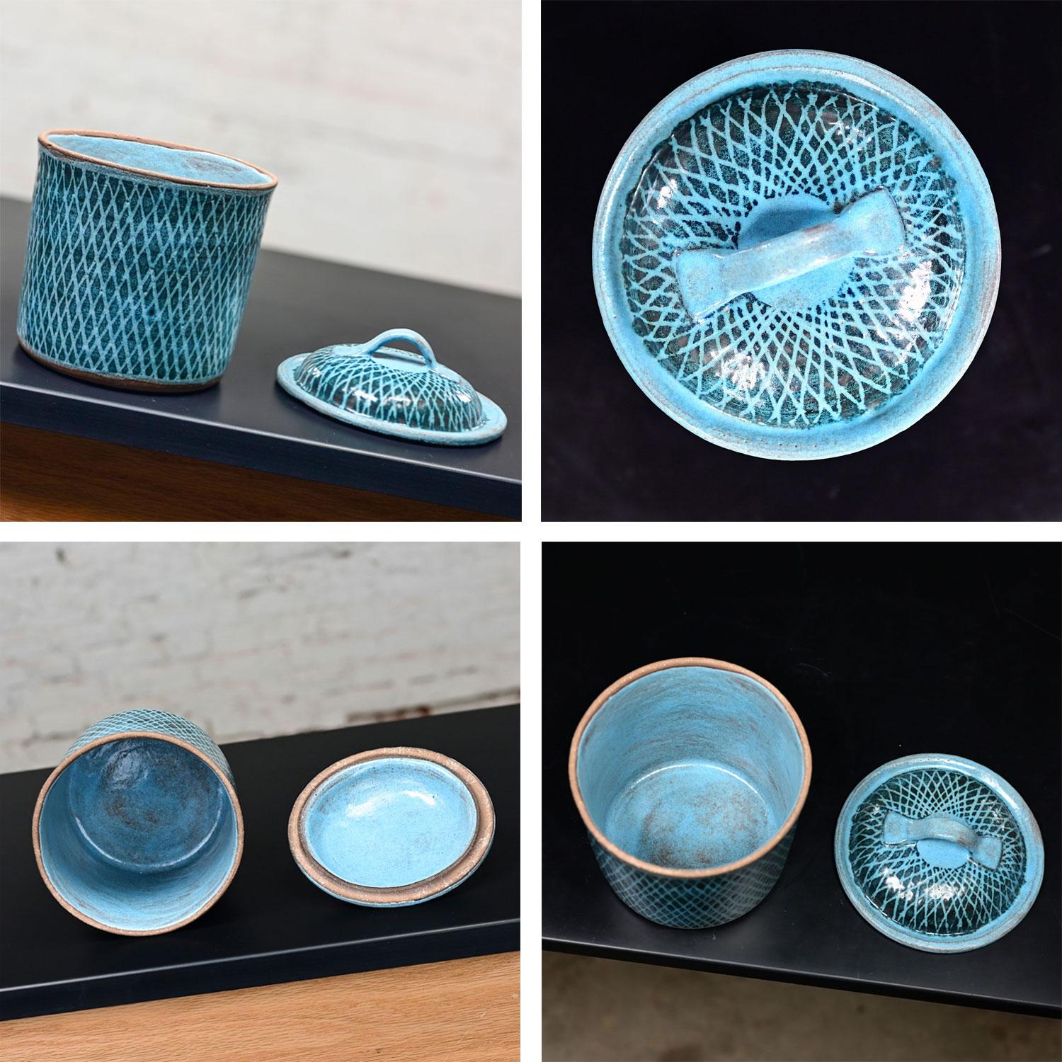 MCM Northern California Pottery Barattolo con coperchio blu di Niels Frederiksen in vendita 2