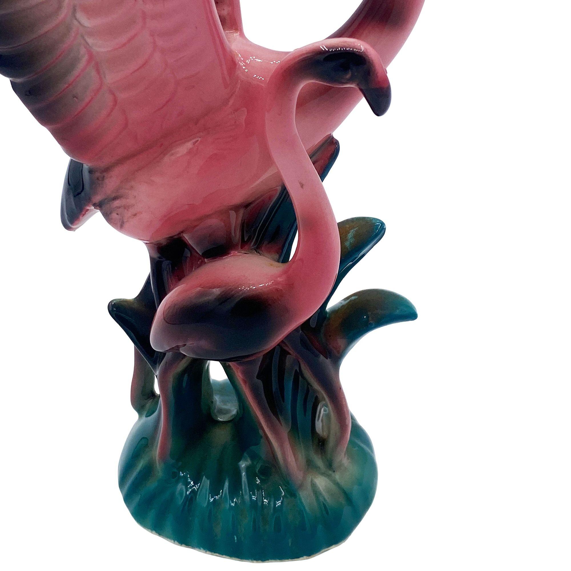 MCM Open Wing Mother & Child Pink Flamingo Ceramic Tabletop Statue By Leftons In Excellent Condition For Sale In Van Nuys, CA