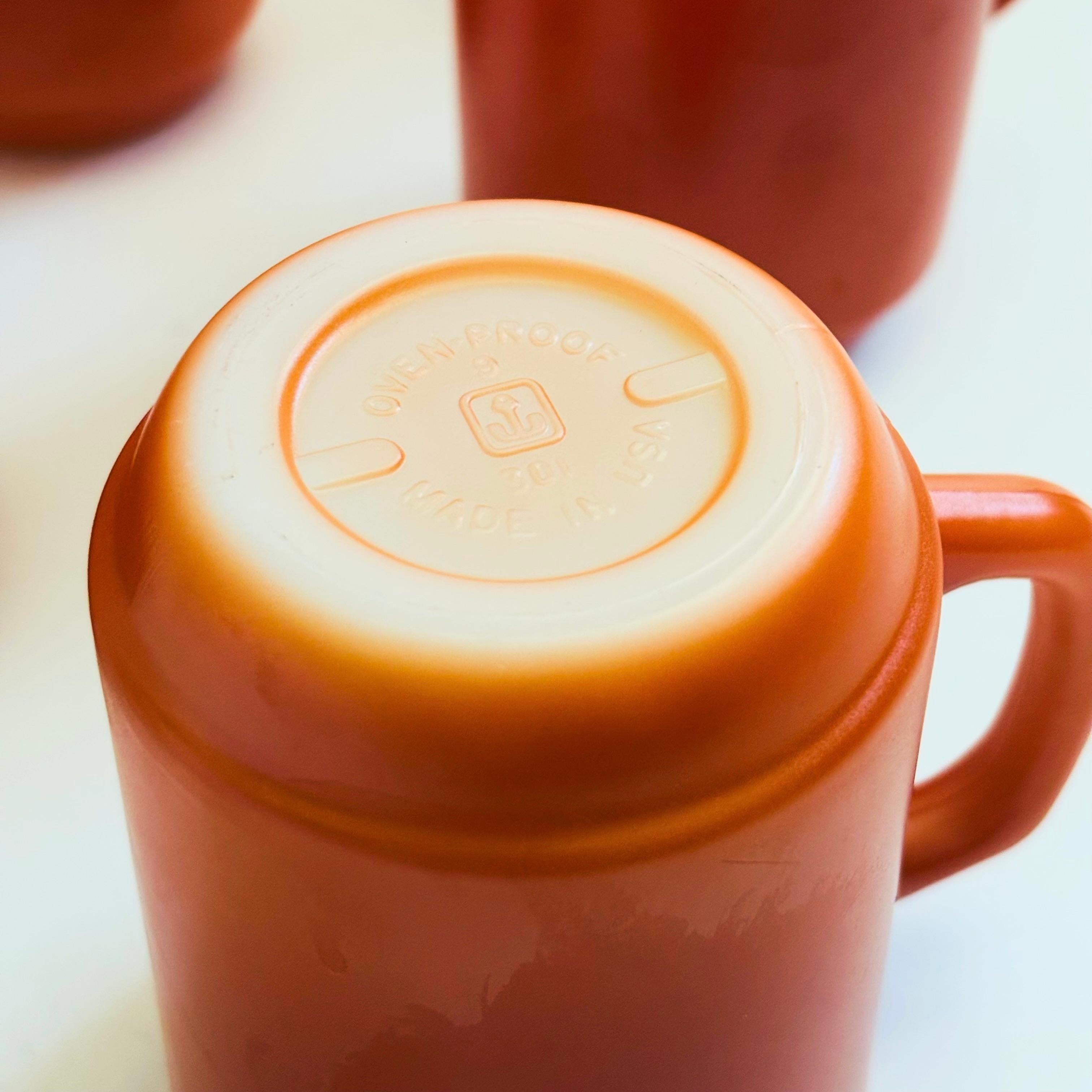 Verre dépoli Mugs en verre au lait orange MCM - Lot de 6 en vente