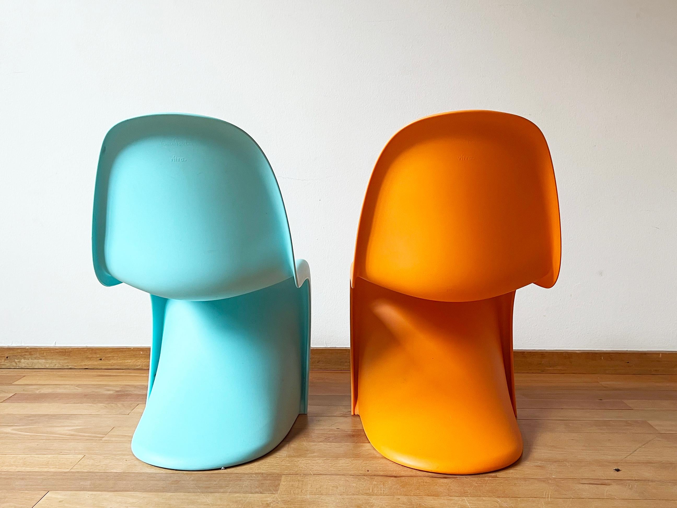 MCM Panton Junior PAIR of Kids Chairs by Verner Panton Vitra, Turquoise + Orange For Sale 4
