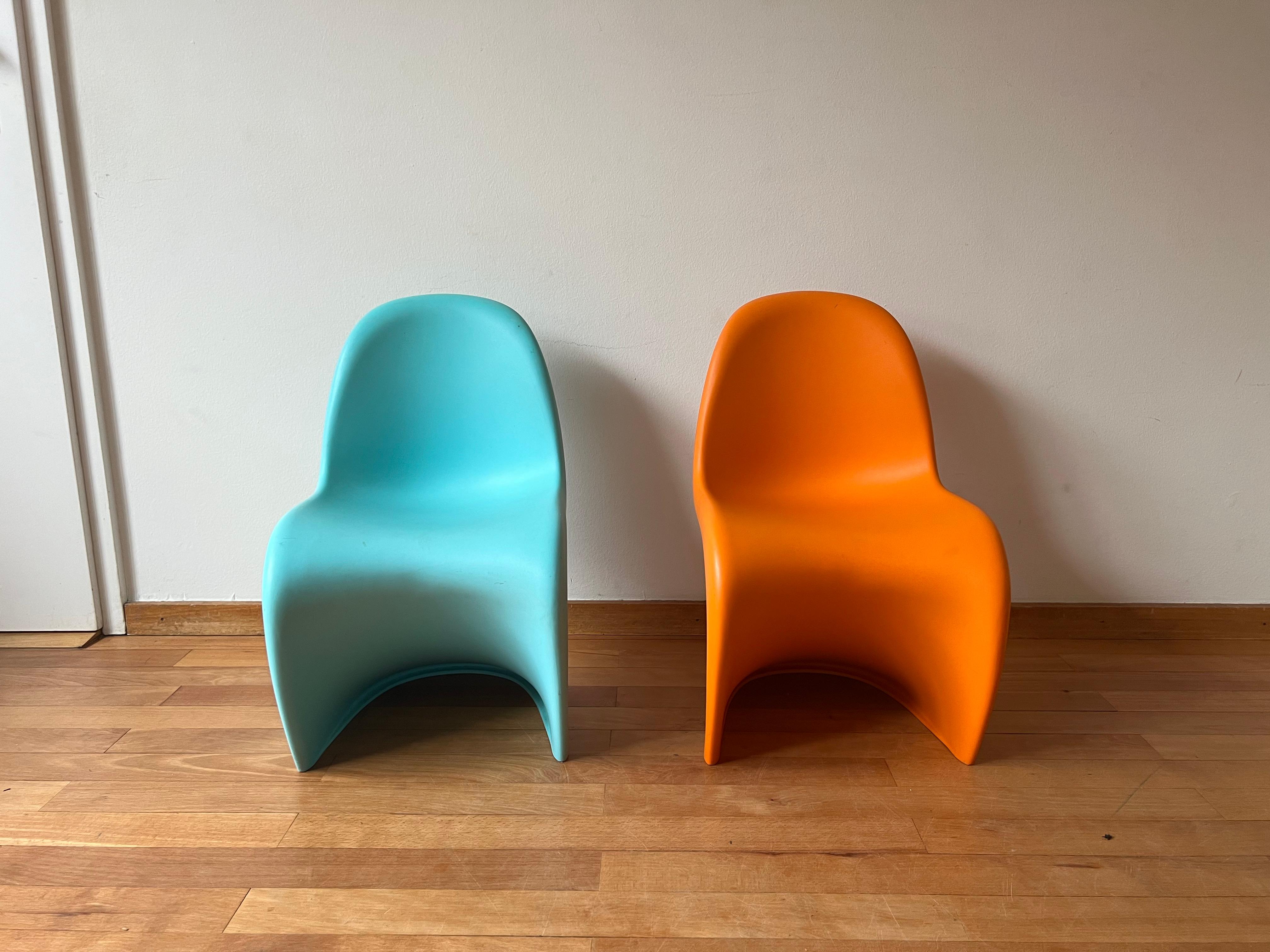 Contemporary MCM Panton Junior PAIR of Kids Chairs by Verner Panton Vitra, Turquoise + Orange For Sale