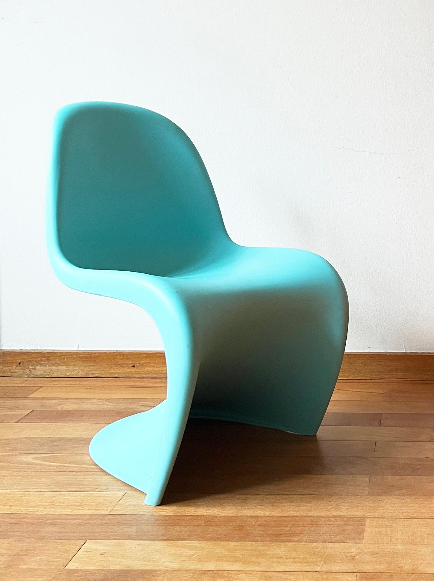 Contemporary MCM Panton Junior PAIR of Kids Chairs by Verner Panton Vitra, Turquoise + Orange For Sale