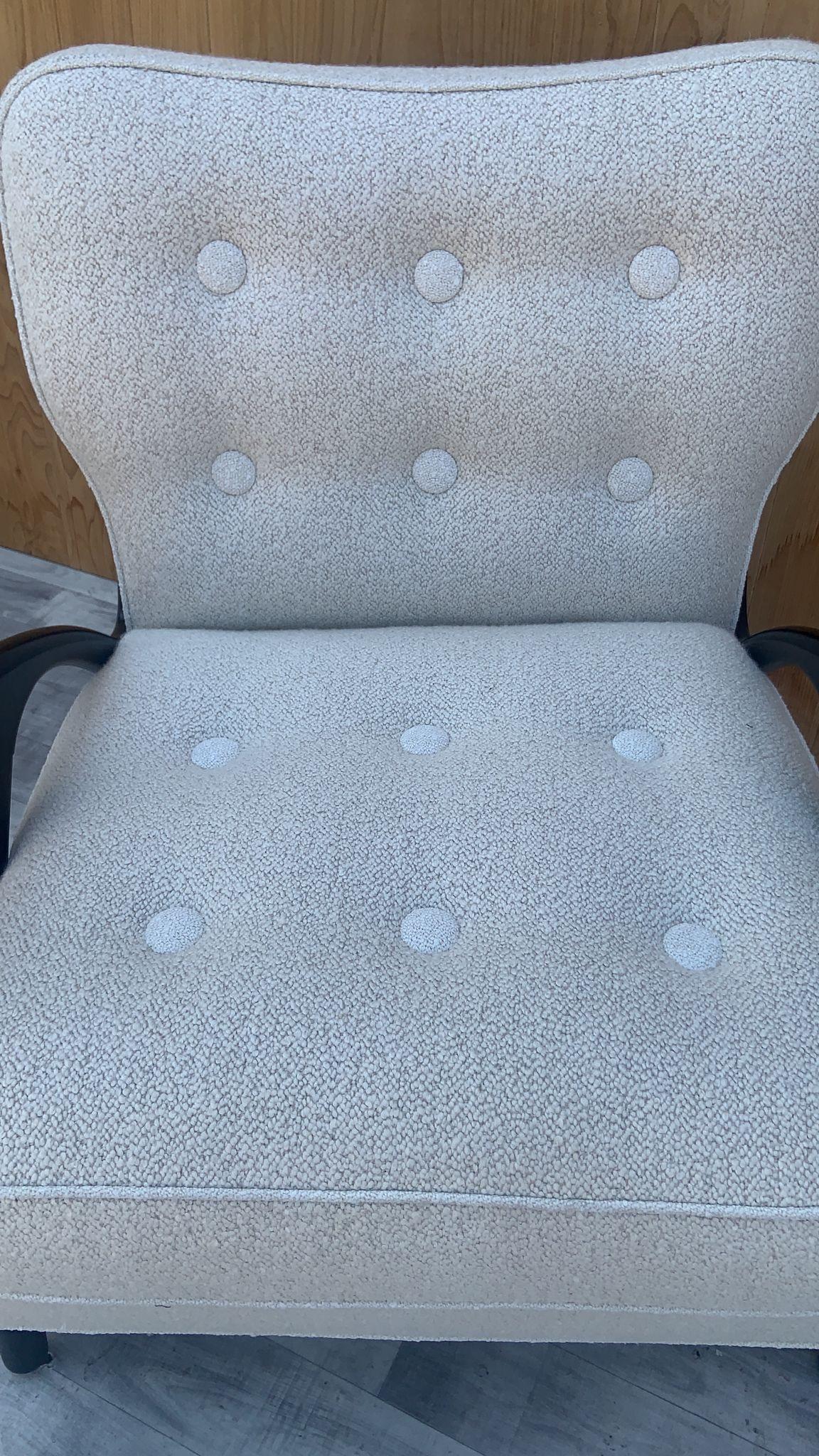 MCM Paolo Buffa Style Ebonized Sculptural Button Back Arm Chair in White Boucle In Good Condition For Sale In Chicago, IL