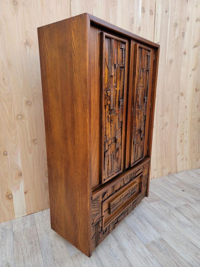 XX secolo MCM Paul Evans Lane's Stile Collezione Brutalista Armadio in Noce in vendita