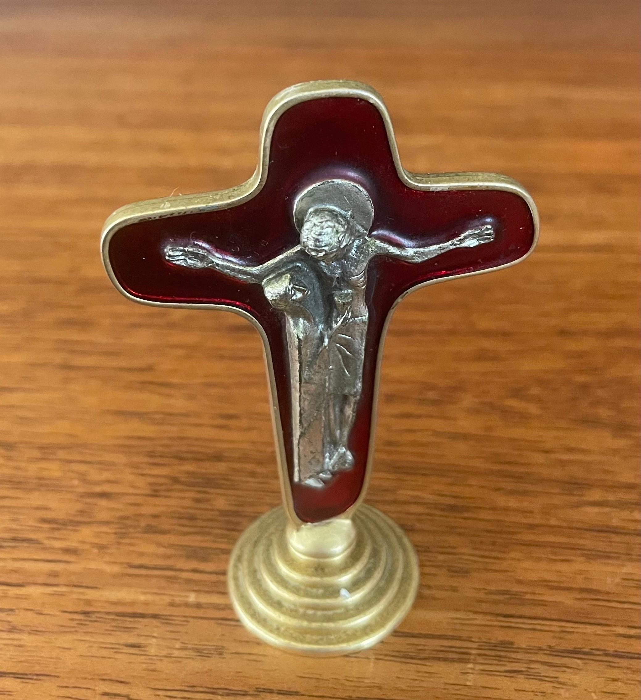 American MCM Petite Red Enamel and Brass Crucifix / Cross on Base For Sale