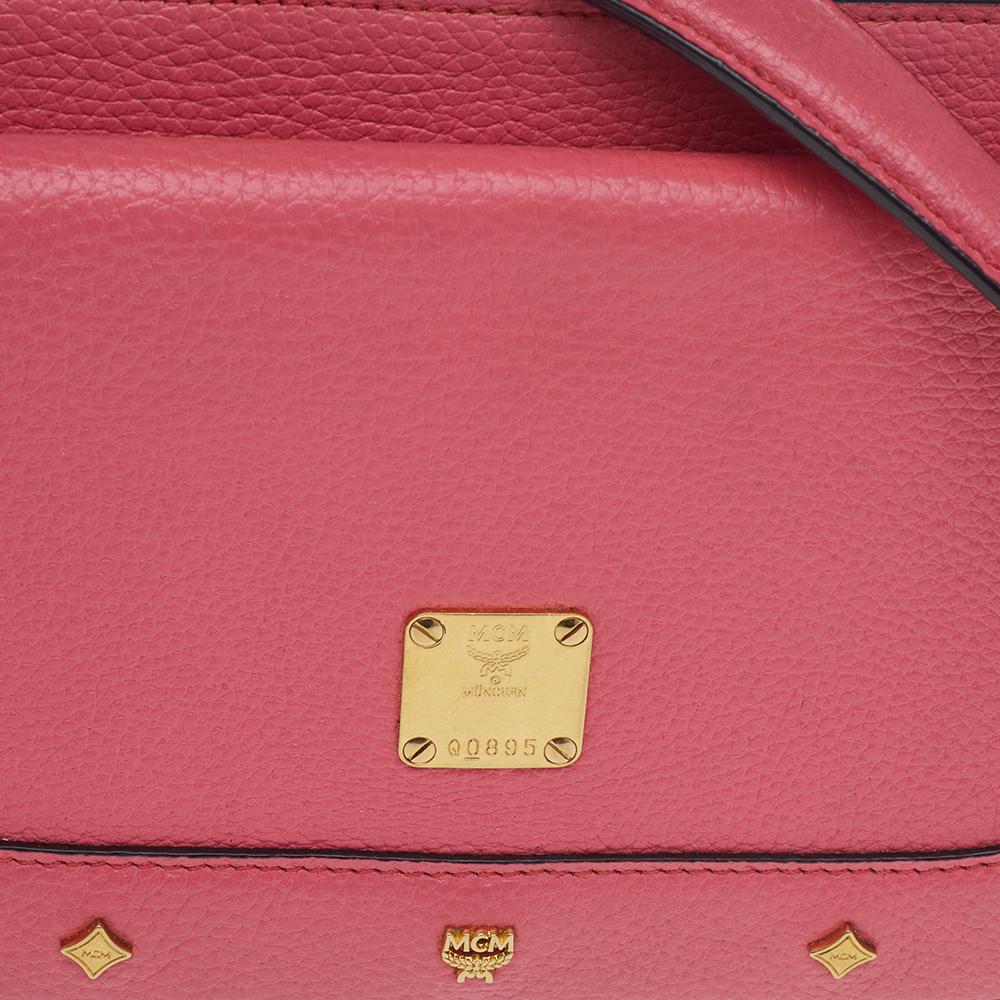 MCM Pink Leather Studded Flap Shoulder Bag In Good Condition In Dubai, Al Qouz 2