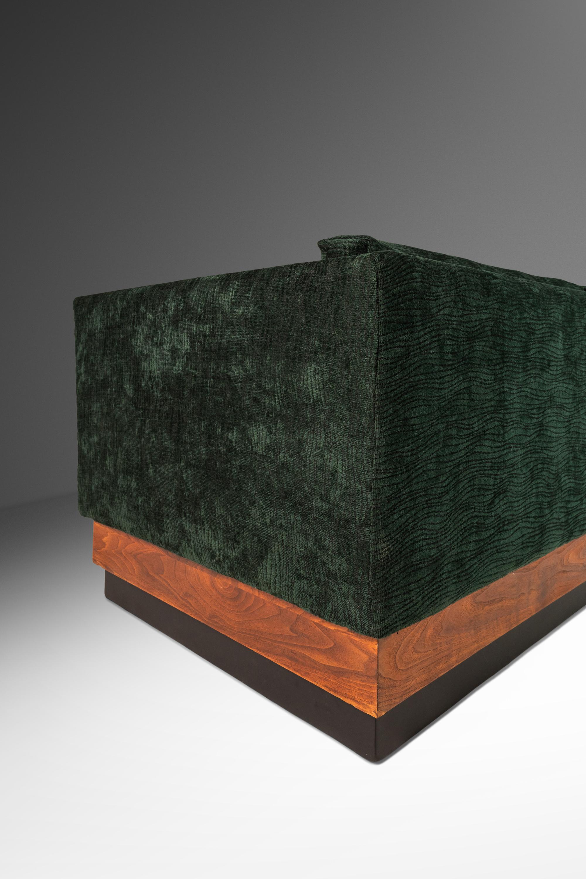 MCM Plateau-Sofa aus Nussbaumholz von Adrian Pearsall für Craft Associates, ca. 1960er Jahre im Angebot 9