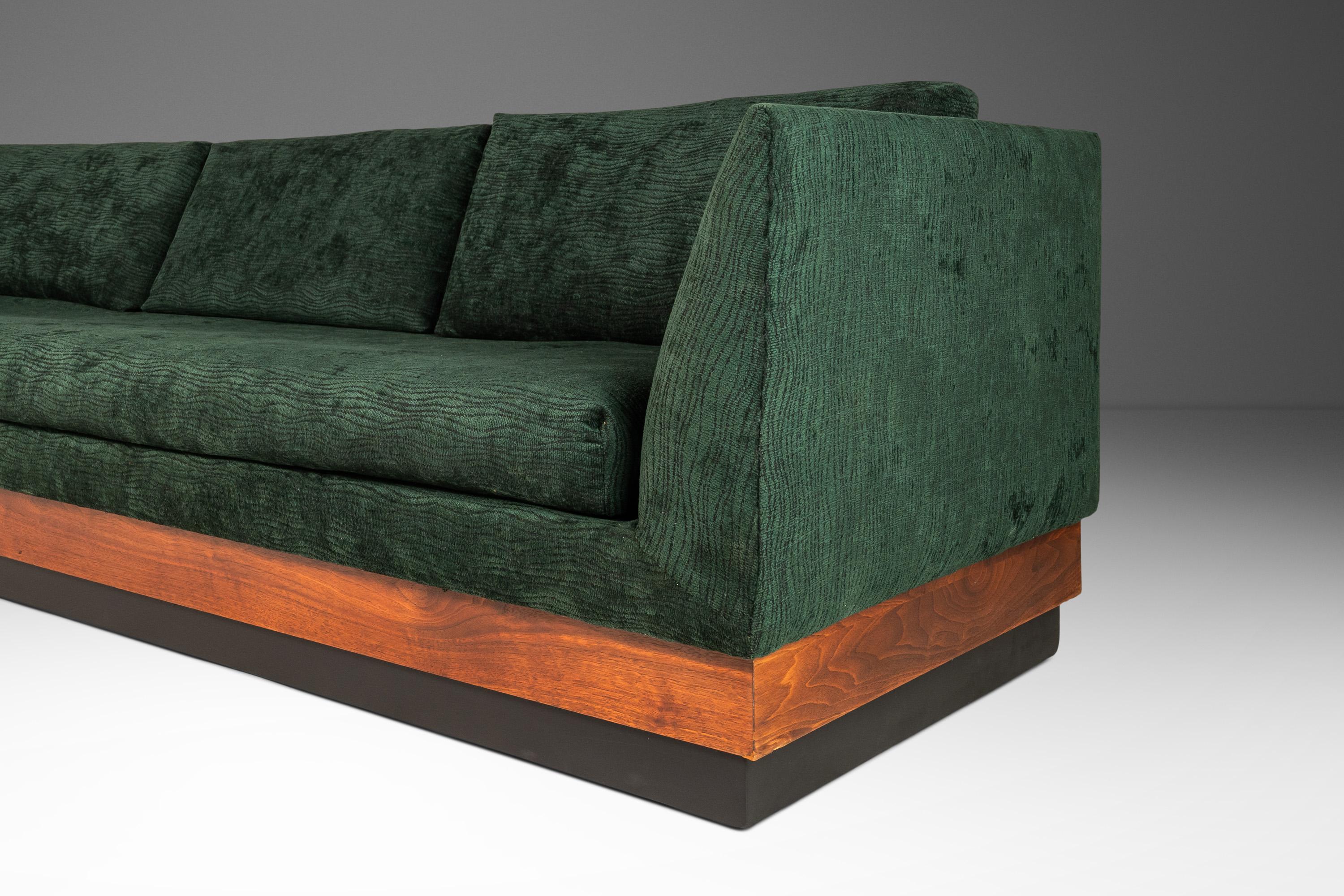 MCM Plateau-Sofa aus Nussbaumholz von Adrian Pearsall für Craft Associates, ca. 1960er Jahre im Angebot 11
