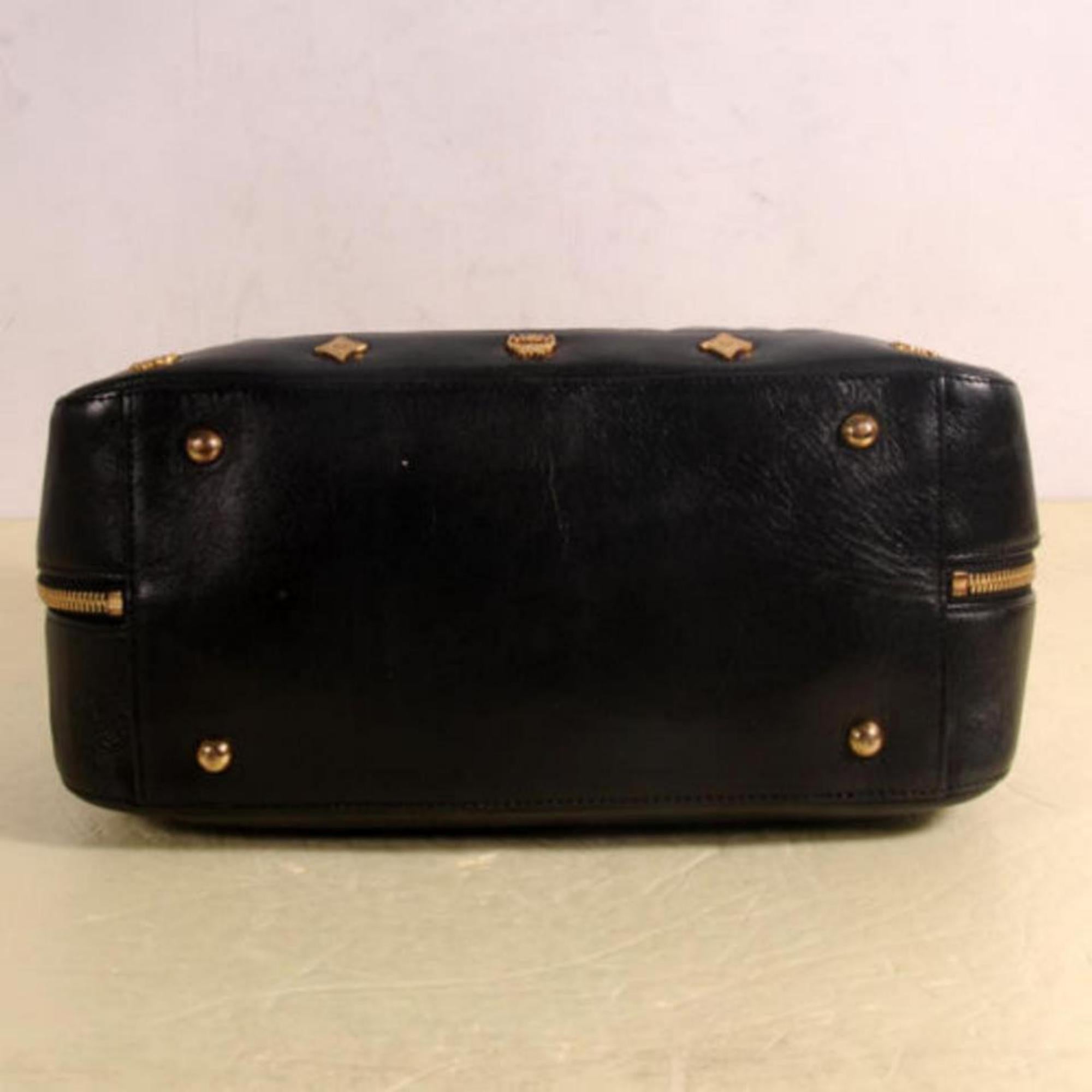 MCM Quilted Boston 869701 Black Leather Shoulder Bag For Sale 7