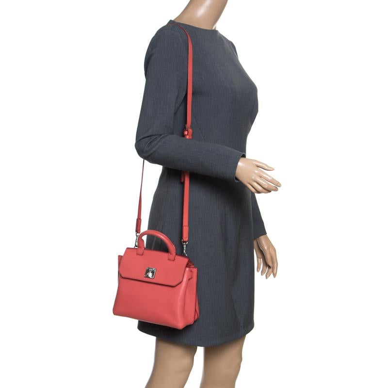MCM Red Leather Small Milla Top Handle Bag In Good Condition In Dubai, Al Qouz 2
