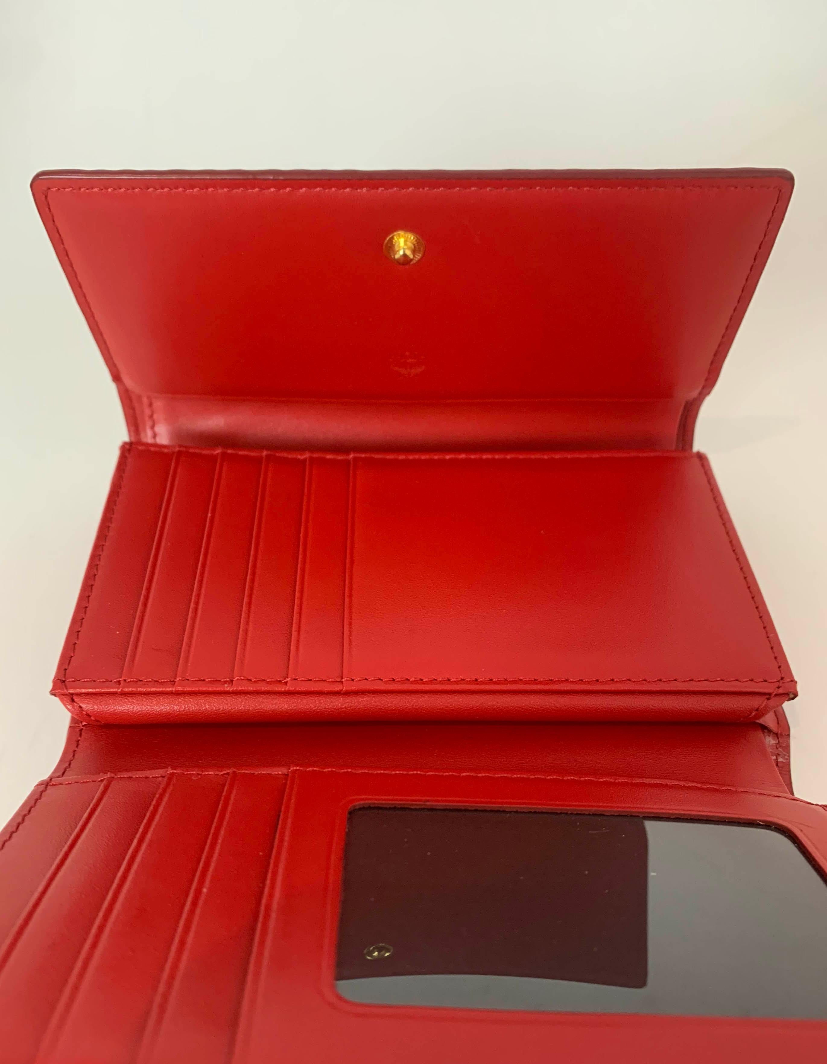 mcm tri fold medium wallet