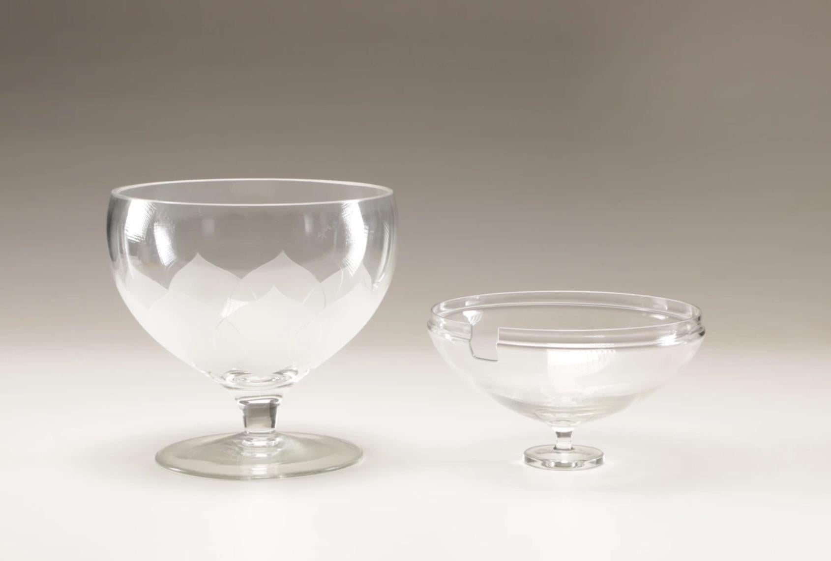 Toast to health love and style!

A gorgeous Mid-Century Modern set of 8.
Acid etched blown glass Rosenthal 'Lotus Blossom